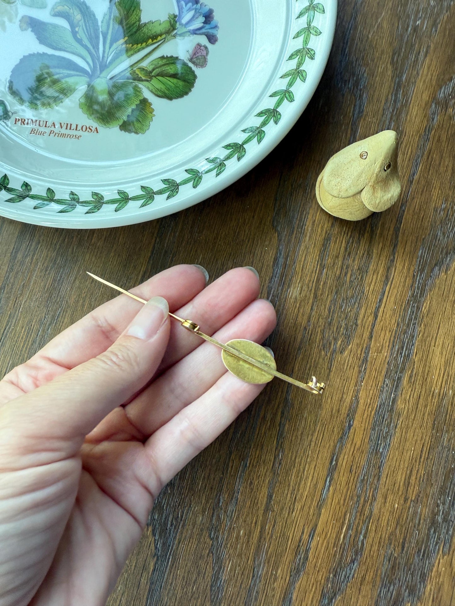 DOVE of Peace Bird Olive Branch Antique Victorian Hand Engraved Safety Pin Extender Connector Charm Holder 9k Gold Animal Jewelry Oval
