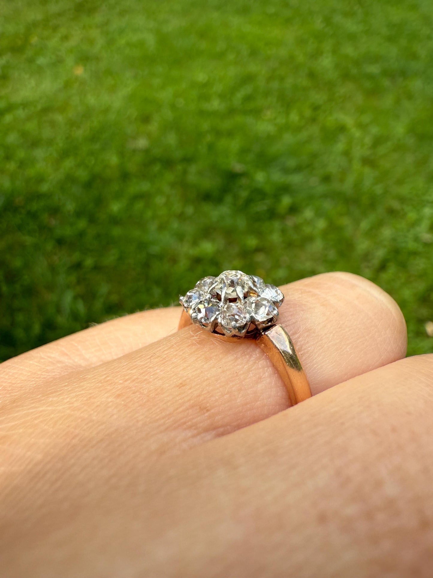 Old Mine Cut DIAMOND Daisy Cluster Halo French Antique Ring 18k Gold Platinum Victorian Art Nouveau Belle Epoque Romantic Gift Stacker