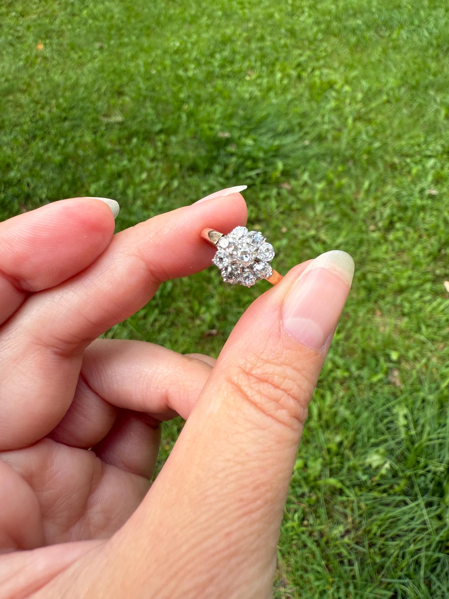 Old Mine Cut DIAMOND Daisy Cluster Halo French Antique Ring 18k Gold Platinum Victorian Art Nouveau Belle Epoque Romantic Gift Stacker