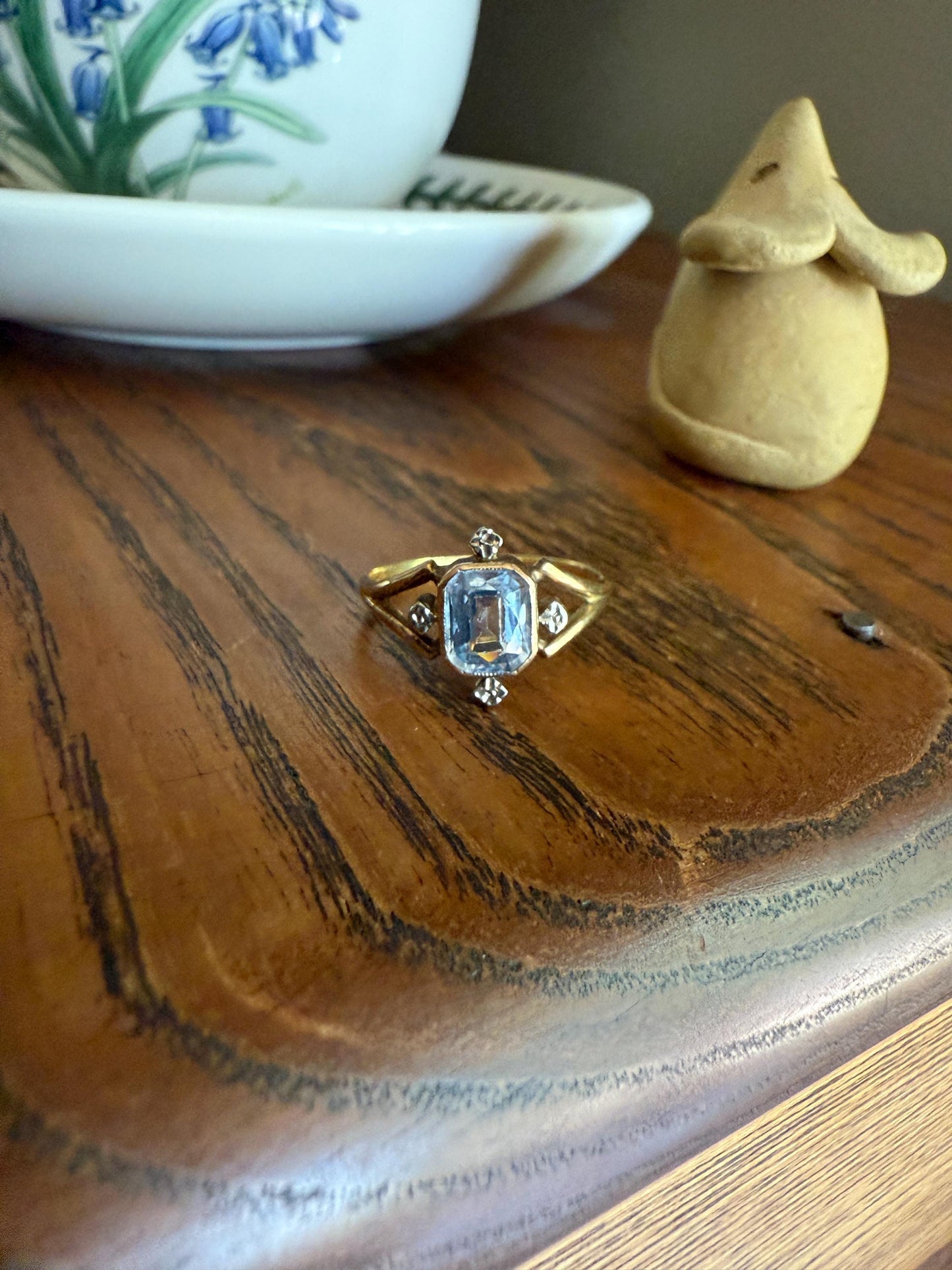 Cruciform ANTIQUE Pale Blue Spinel Ring 18k Gold Floral Illusion Setting Geometric Stacker Cushion Cut