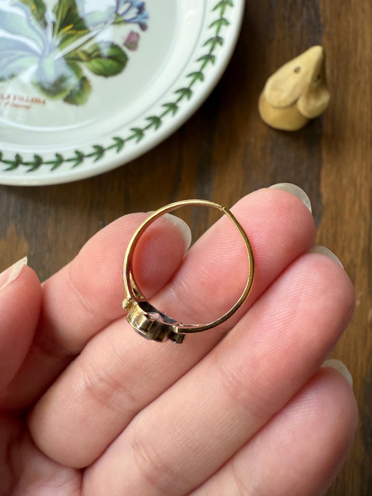 Cruciform ANTIQUE Pale Blue Spinel Ring 18k Gold Floral Illusion Setting Geometric Stacker Cushion Cut