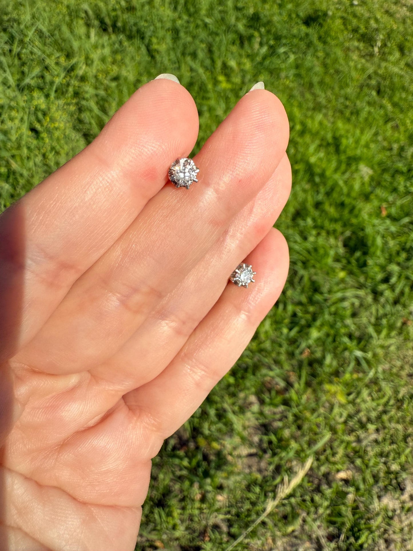 Vintage .58 Ctw Transitional Cut DIAMOND Buttercup Prong Stud Earrings French 18k Gold Platinum Romantic Gift Earstack Minimalist Screw Back