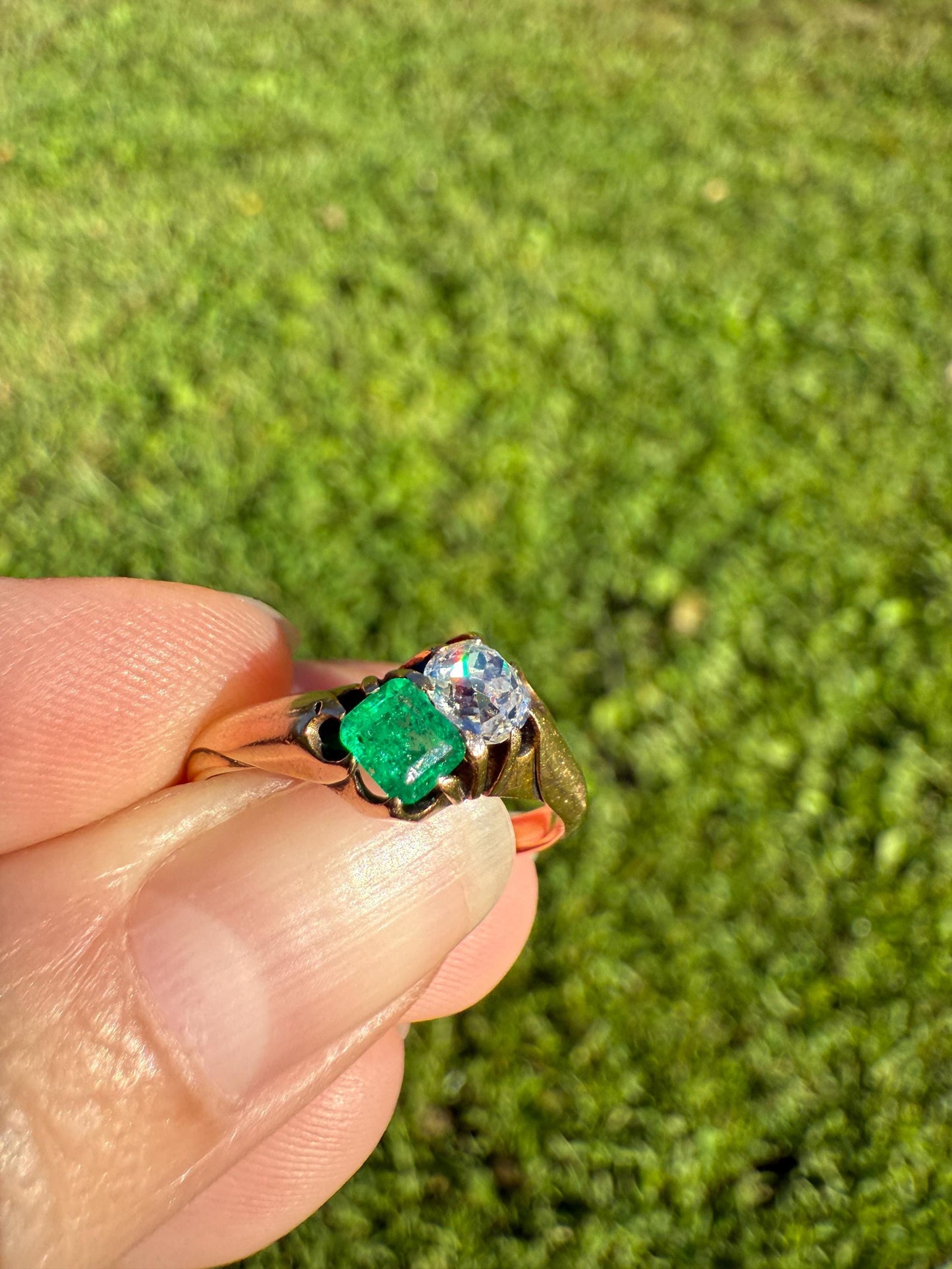 EMERALD Old Mine Cut DIAMOND Antique Toi et Moi Ring 14k Gold Angled Cushion Cut Swirl Shoulders Romantic Gift Green Stacker Chunky OMC