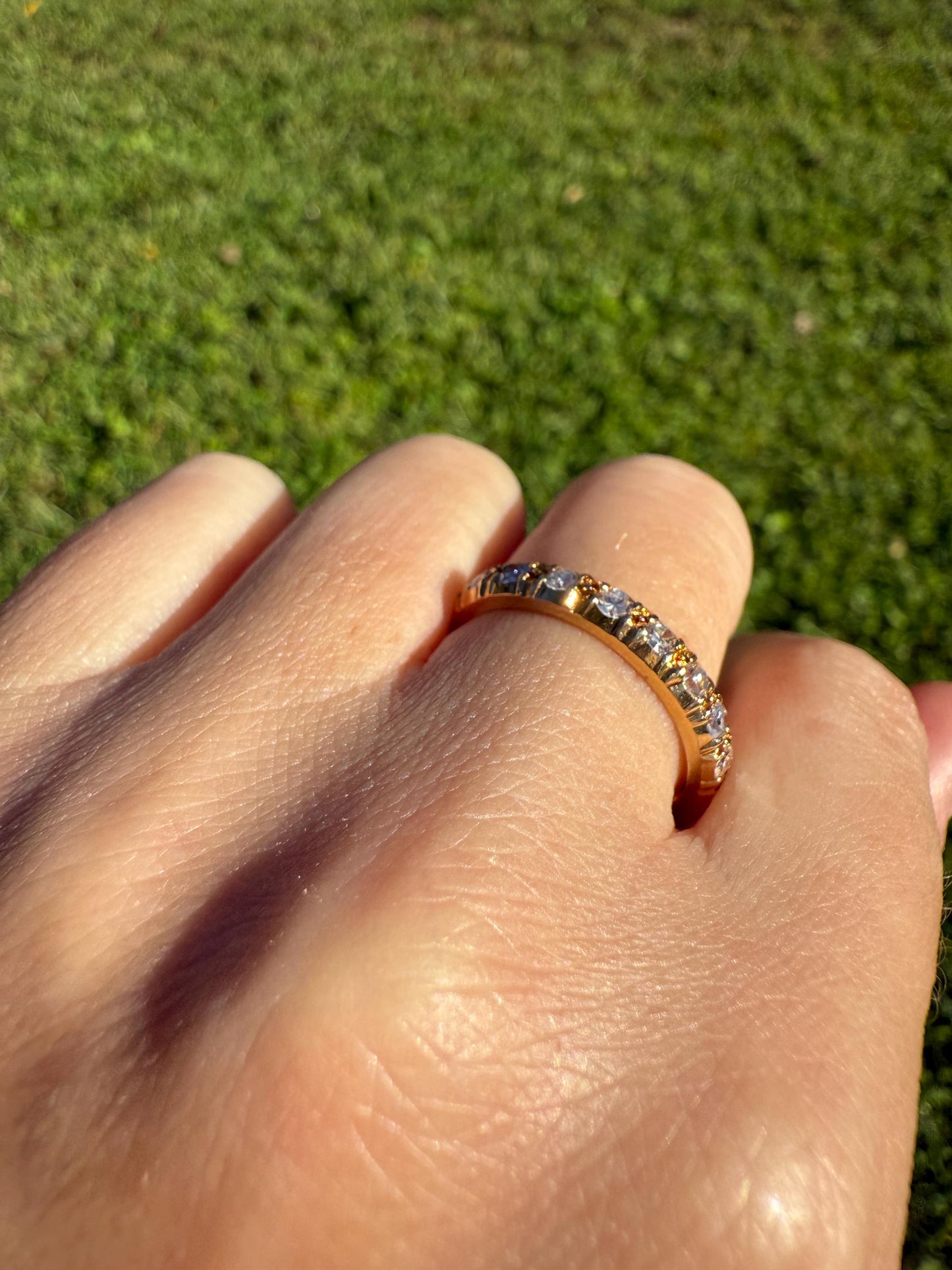 Sturdy ETERNITY Band One Carat 4.3g 18k Yellow Gold Single Cut DIAMOND Vintage Skinny Ring 3.7mm Wedding Stacker Anniversary Gift Romantic