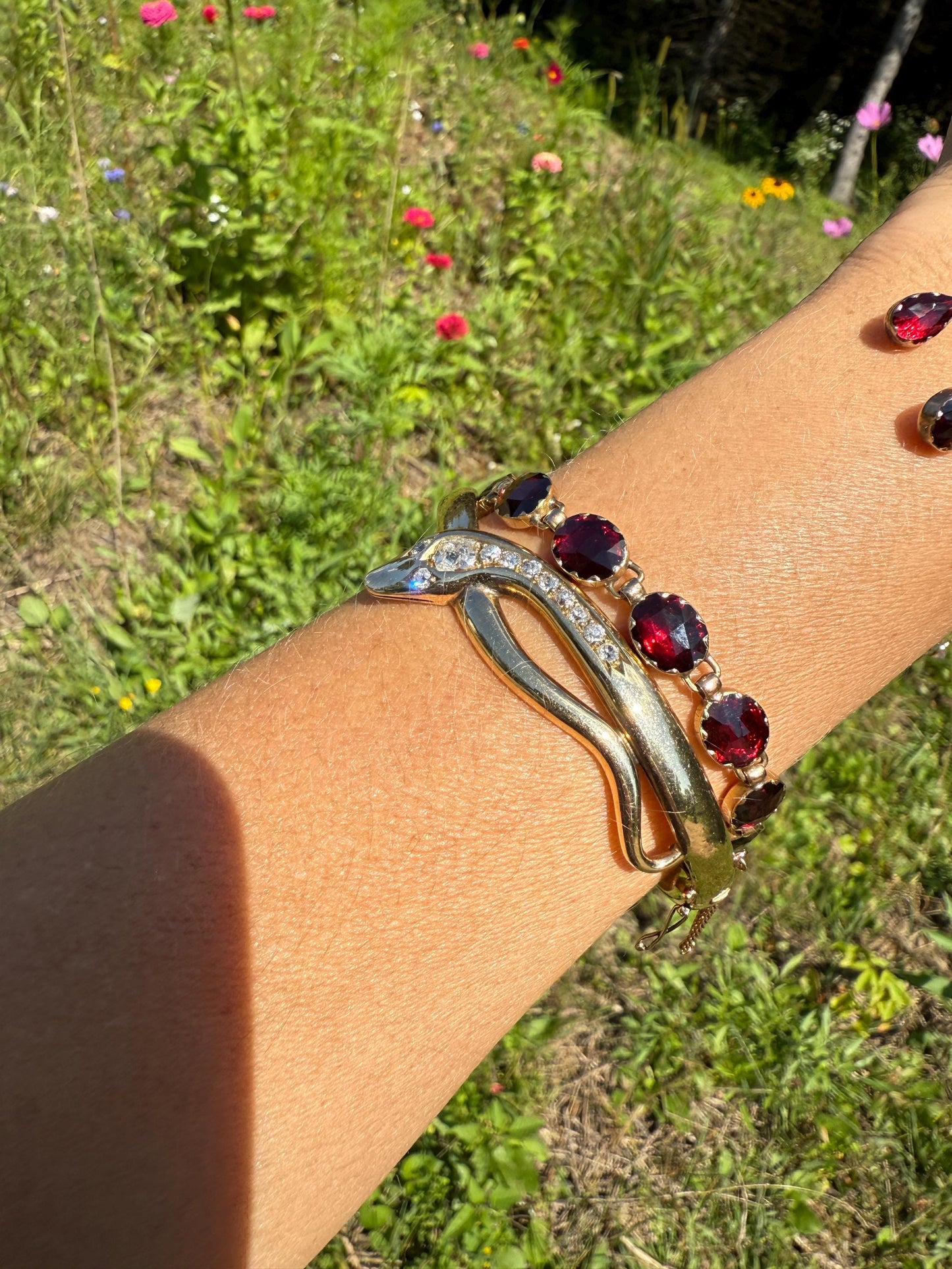 Antique French Perpignan GARNET Oval Riviere Eternity Tennis Bracelet 18k Gold Bezel Set Rose Cut Closed Back Almandine Glowing Raspberry