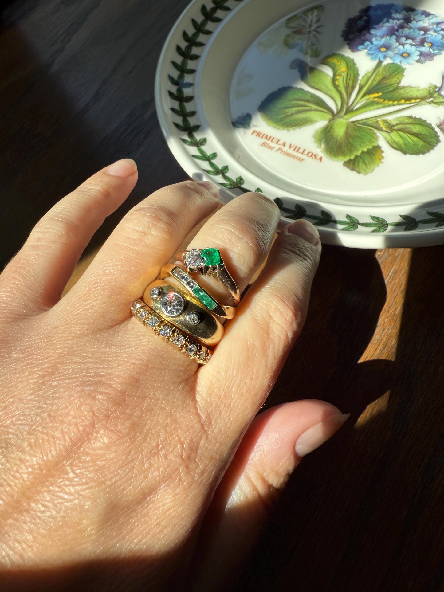Unique EMERALD Princess Cut DIAMOND Asymmetrical 6 Stone Band Swirl 18k Gold Toi et Moi Ring Vintage Romantic Gift Green Stacker Chunky OMC