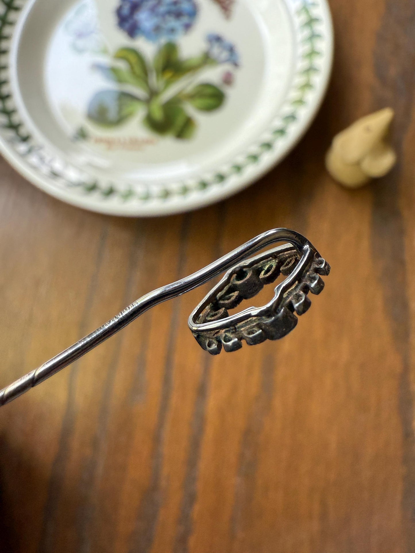 GARLAND Figural Old Mine Rose Cut DIAMOND Antique Stick Pin c1920for Ring Pendant Bracelet Conversion 18k White Gold Silver Edwardian Deco