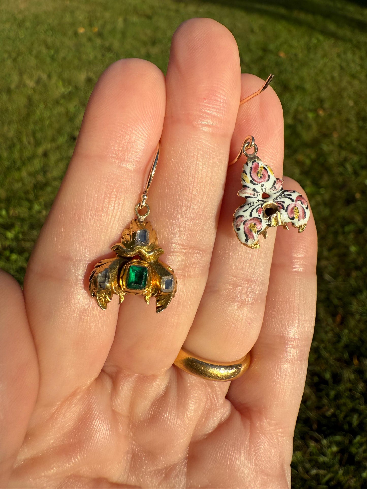 Antique EMERALD Table Cut DIAMOND Enamel Backed 18k Gold & 14k Dangle EARRINGS Georgian Renaissance Revival Green Unique Ooak One of a Kind