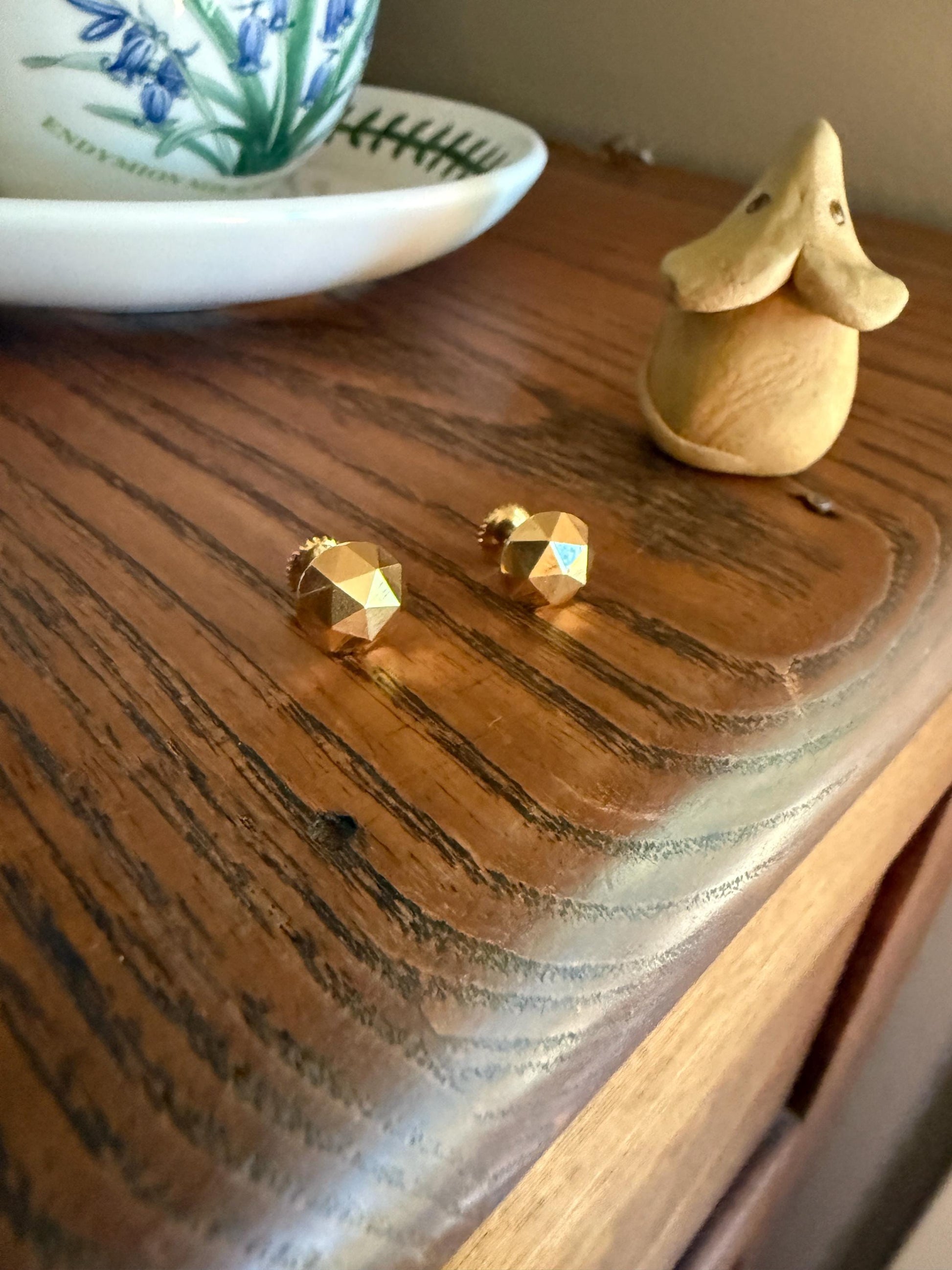 French Vintage - Antique Gold Faceted Bead 3D Button Studs Vintage 18k GOLD Solid EARRINGS Earstack Geodesic Dome Shimmer Stud Minimalist