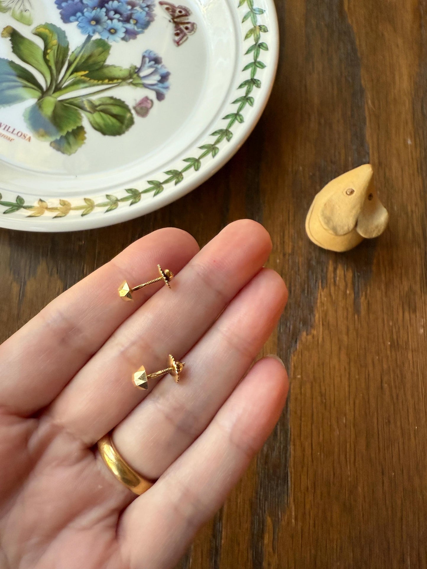 French Vintage - Antique Gold Faceted Bead 3D Button Studs Vintage 18k GOLD Solid EARRINGS Earstack Geodesic Dome Shimmer Stud Minimalist 2