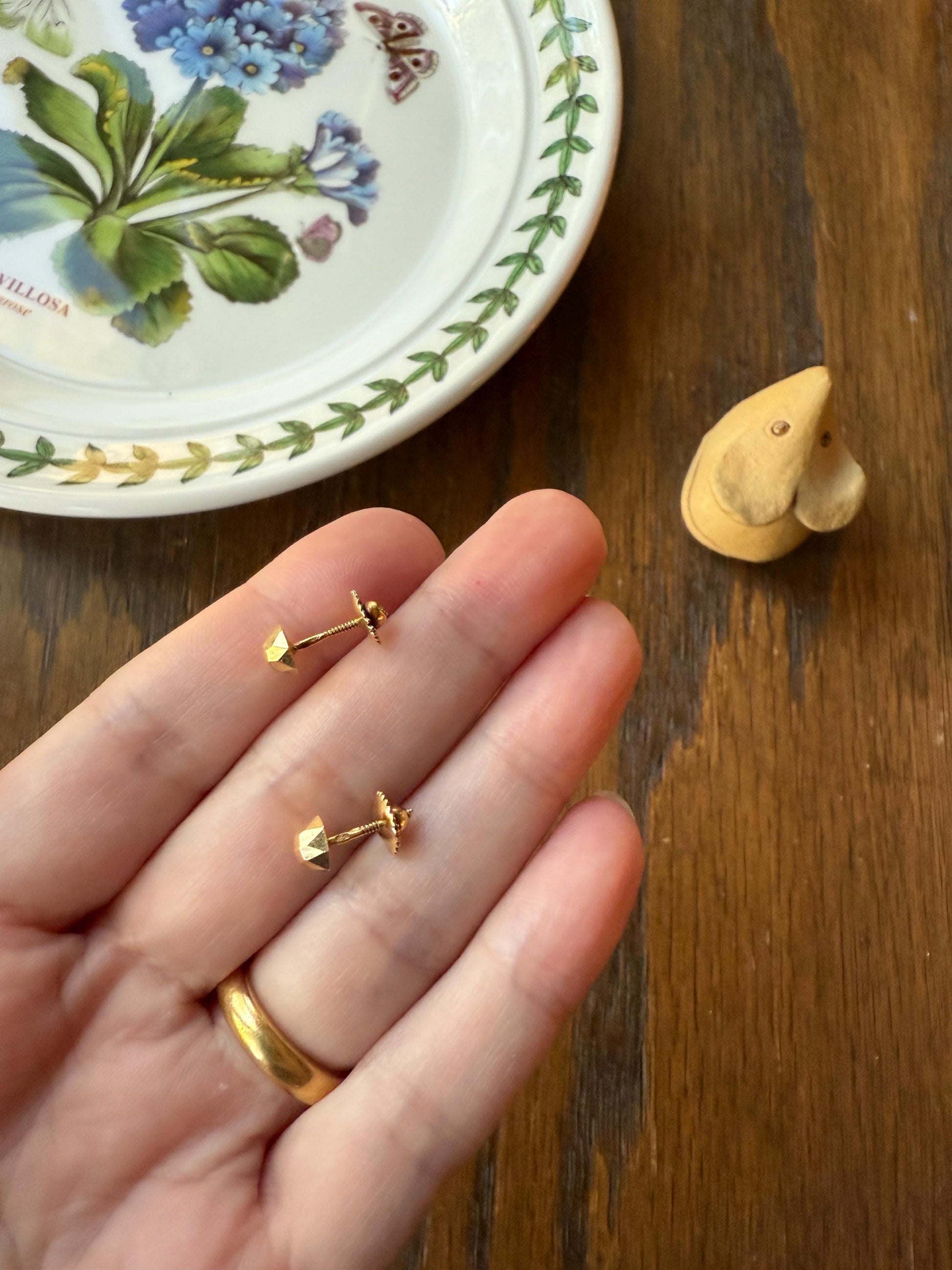 French Vintage - Antique Gold Faceted Bead 3D Button Studs Vintage 18k GOLD Solid EARRINGS Earstack Geodesic Dome Shimmer Stud Minimalist 2