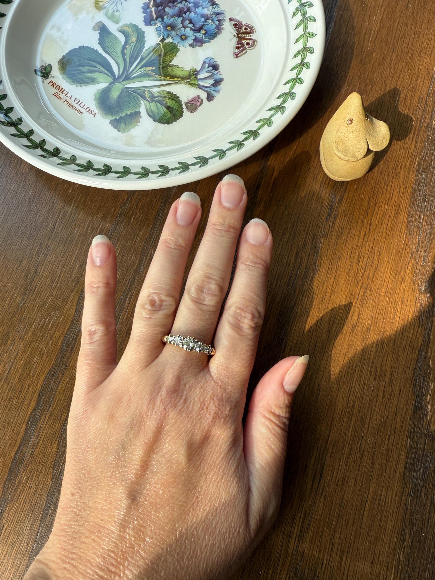 Five Stone 1 Carat Old Mine Cut DIAMOND Antique 18k Gold Ring Stacker Band Graduated Ornate Scrolled Anniversary Wedding Sparkle 1Ctw OMC
