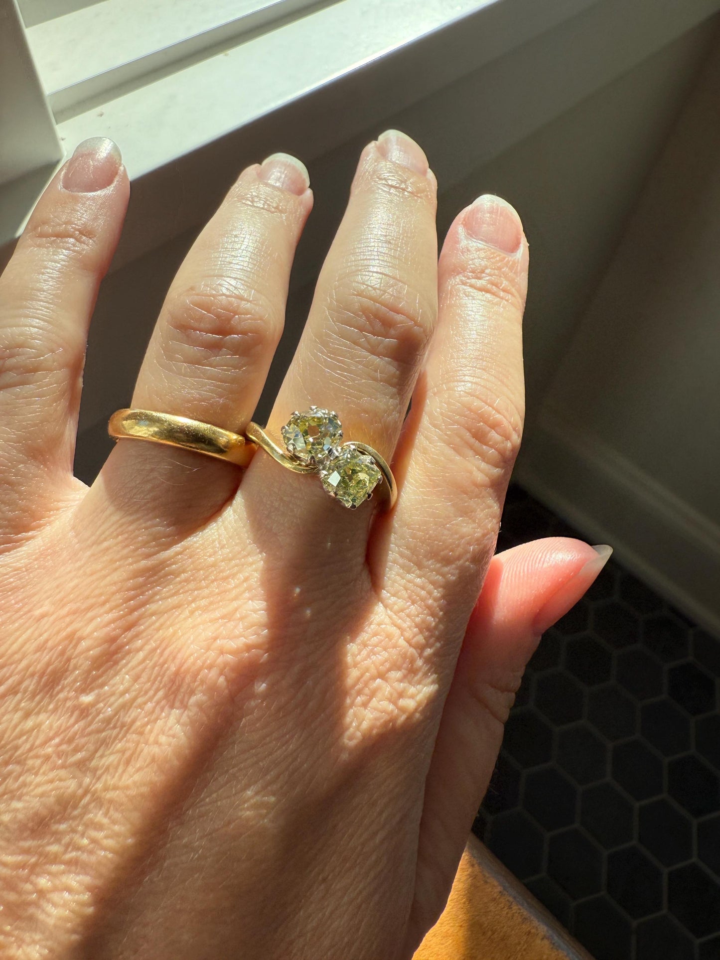 Antique Toi et Moi 2.1 CARAT Old Mine Cut DIAMOND Fancy Light Yellow Chunky 2 Stone Ring 18k Gold Angled Swirl Band Stacker c1901 Victorian
