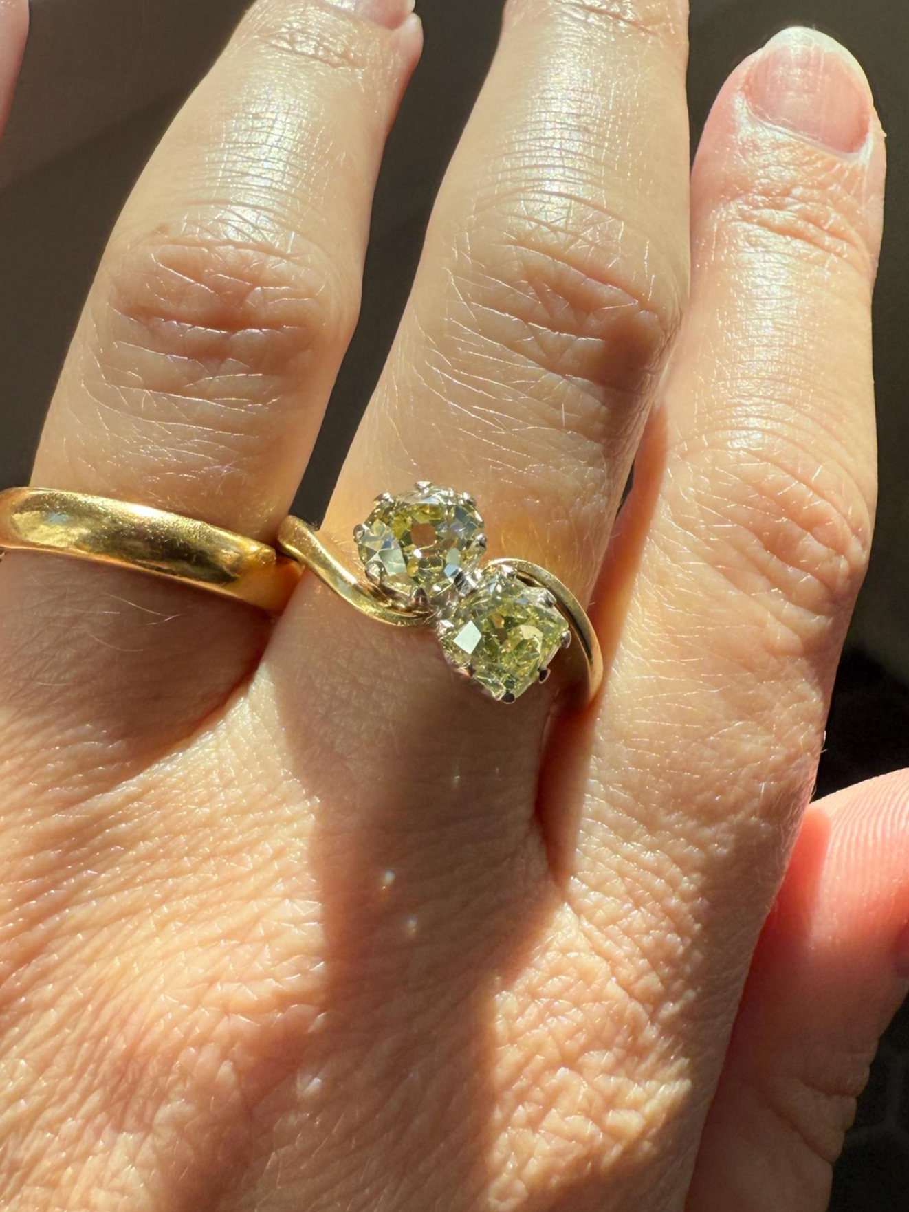 Antique Toi et Moi 2.1 CARAT Old Mine Cut DIAMOND Fancy Light Yellow Chunky 2 Stone Ring 18k Gold Angled Swirl Band Stacker c1901 Victorian