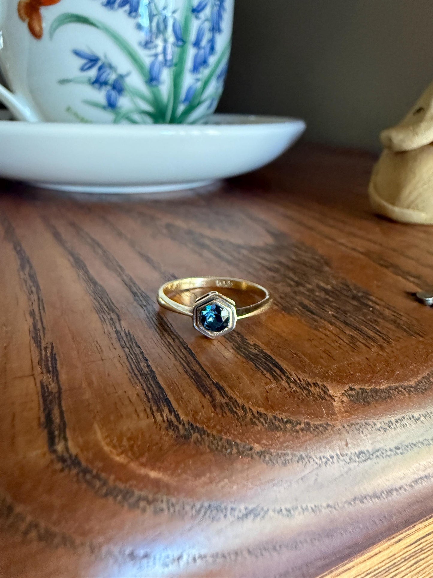 HEXAGON 18k Gold Antique Blue Paste Faux Zircon Dainty Geometric Solitaire Ring Art Deco Stacker Setting Pinky Midi
