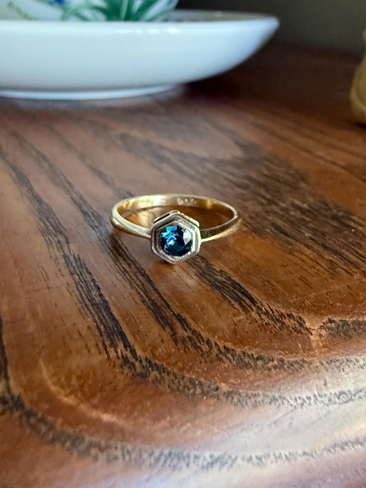 HEXAGON 18k Gold Antique Blue Paste Faux Zircon Dainty Geometric Solitaire Ring Art Deco Stacker Setting Pinky Midi