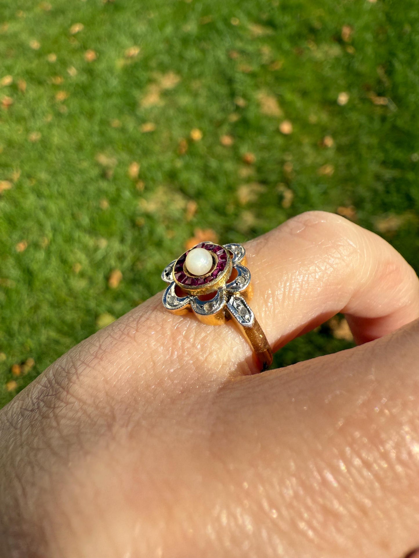Ruby HALO Ring Scalloped 18k Gold Antique Pearl Rose Cut Diamond Pink Red Dainty Ring French Belle Epoque Stacker Pinky Midi
