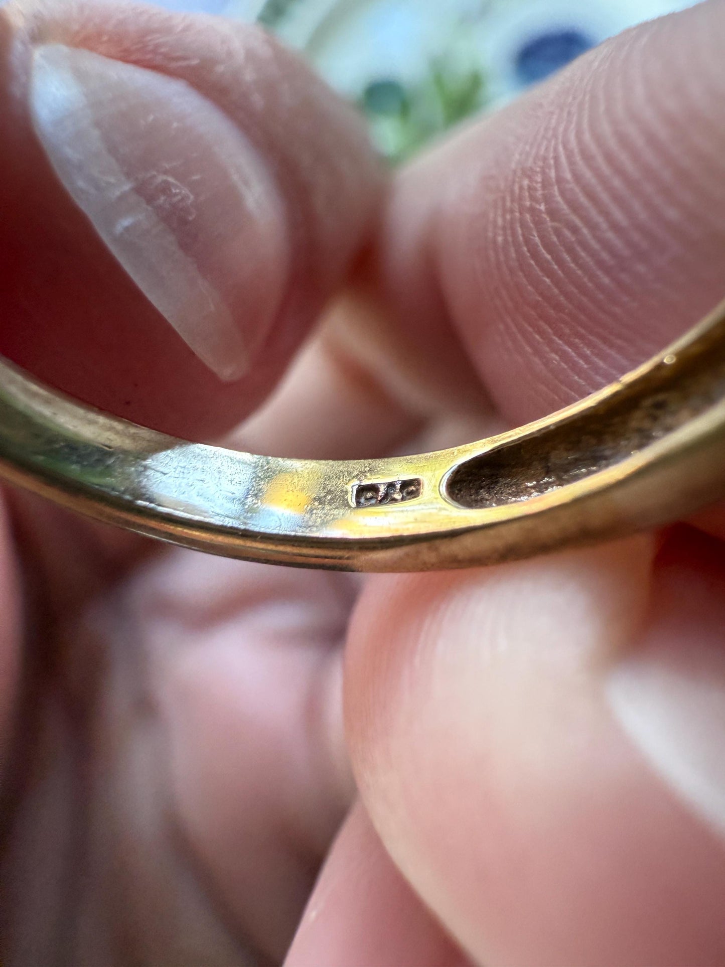 Vintage FANCY Brown Chocolate Golden Cognac Diamond Seven Stone Gypsy Band Skinny Stacker Half Hoop Eternity 9k Gold Minimalist
