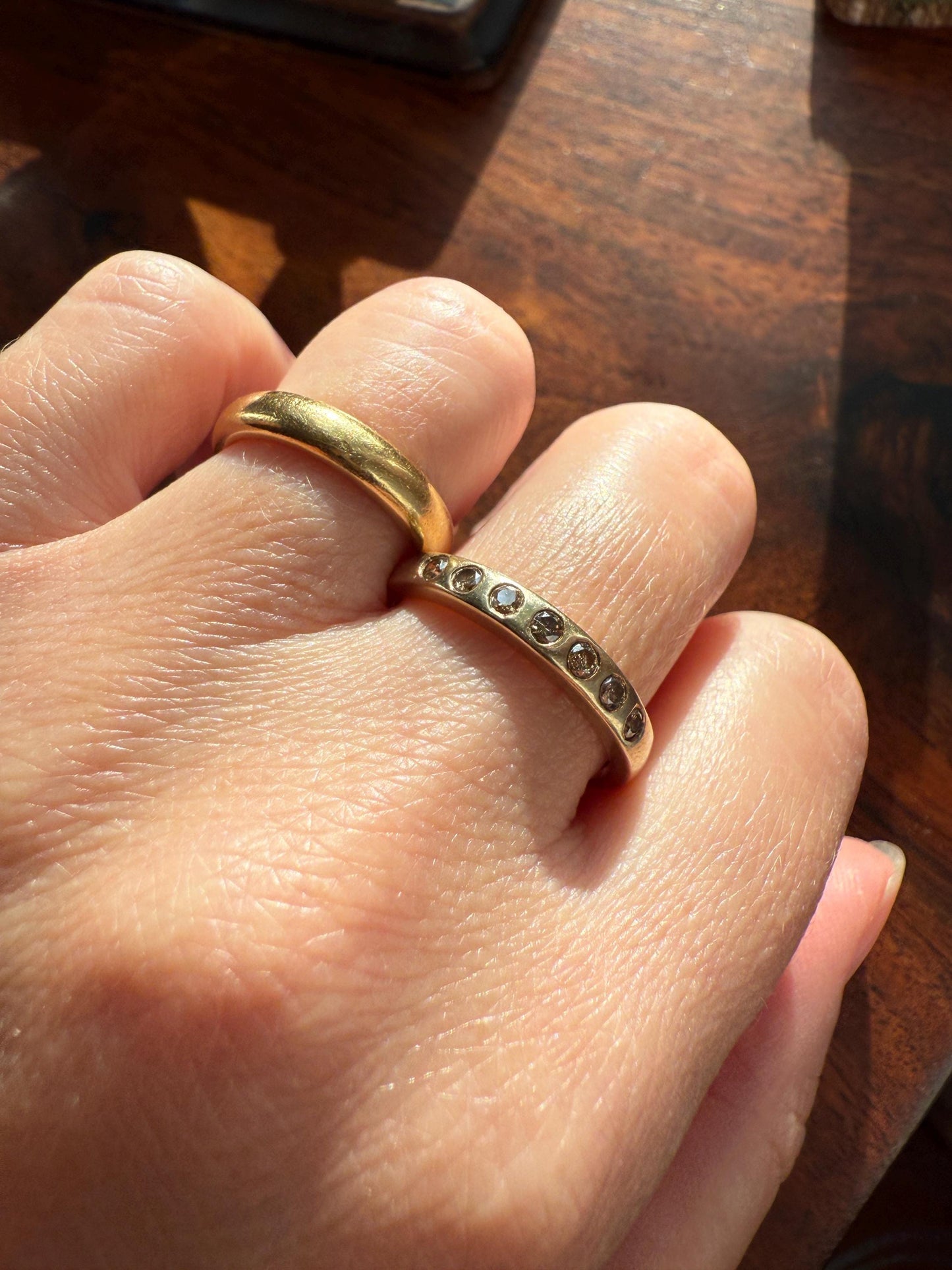 Vintage FANCY Brown Chocolate Golden Cognac Diamond Seven Stone Gypsy Band Skinny Stacker Half Hoop Eternity 9k Gold Minimalist