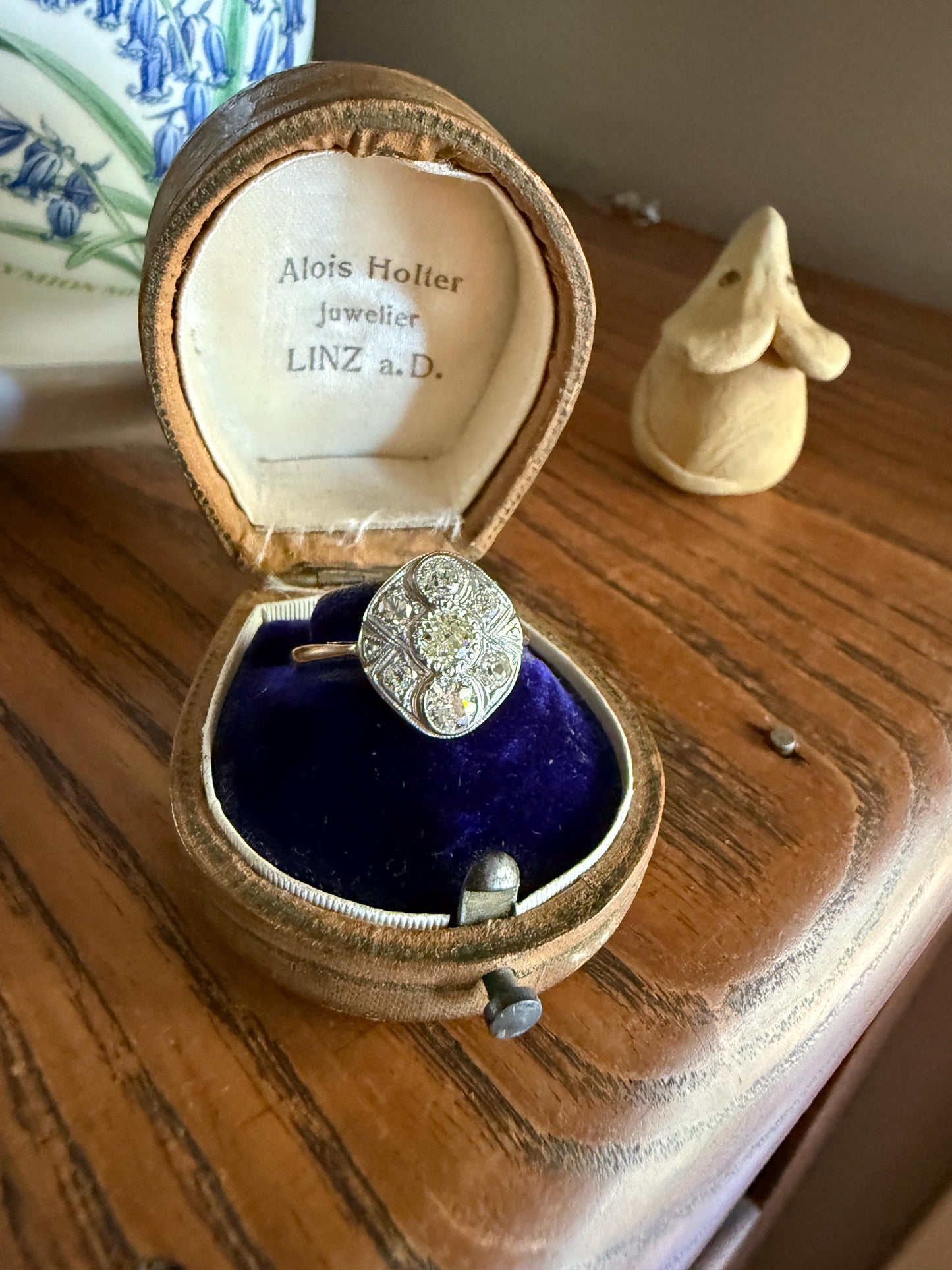 Edwardian Antique 1.1 Carat Old Mine Cut Diamond Cluster Ring Panel Oval Platform Ornate Geometric Milgrain Pale Yellow Center 1.1Ctw OMC