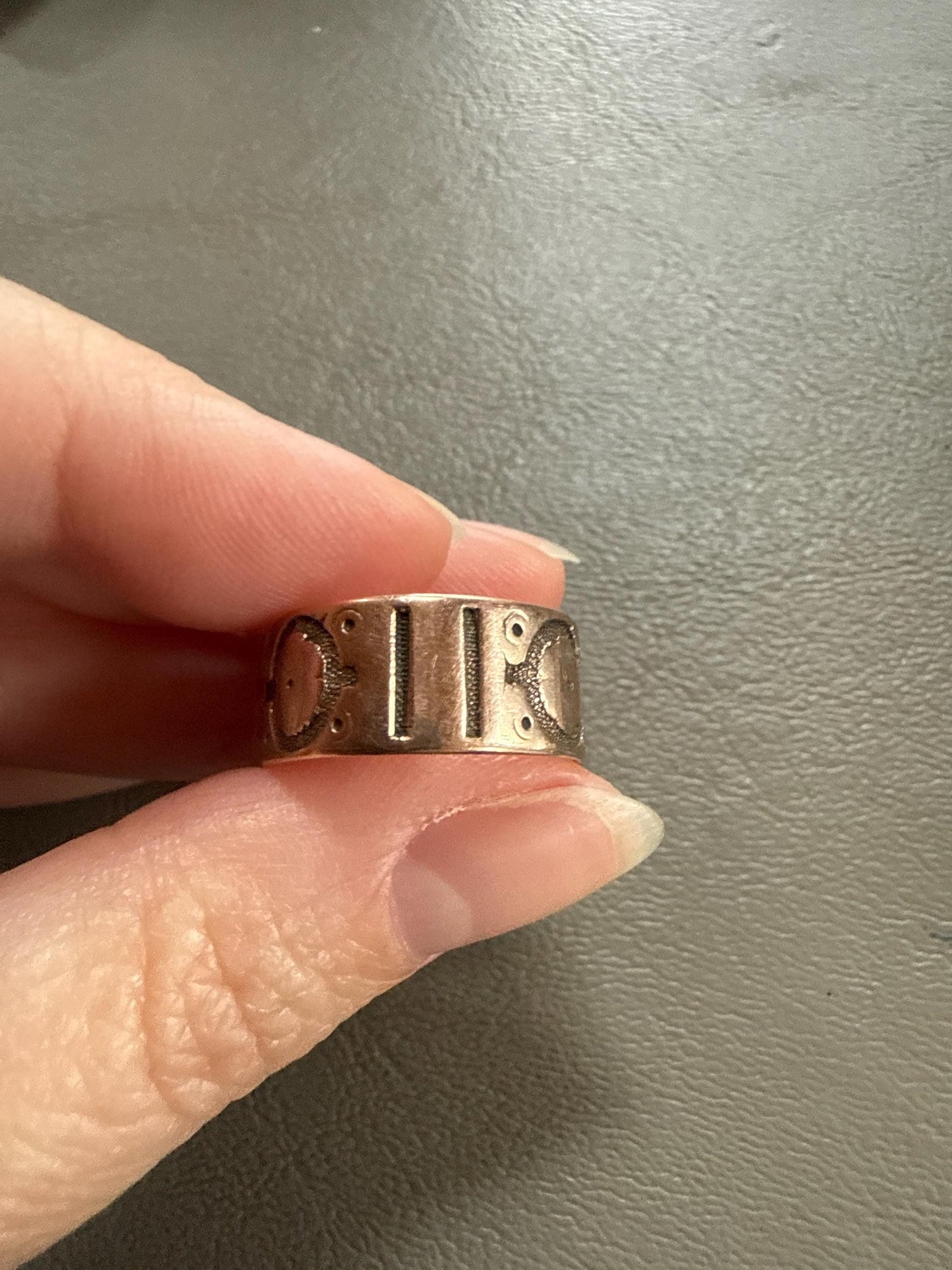 CIRCLES Floral Victorian Wedding Ring 8.2mm Wide Cigar Band Antique 10k Gold Solid Rosy Eternity Stacker Romantic Gift Geometric Double Line