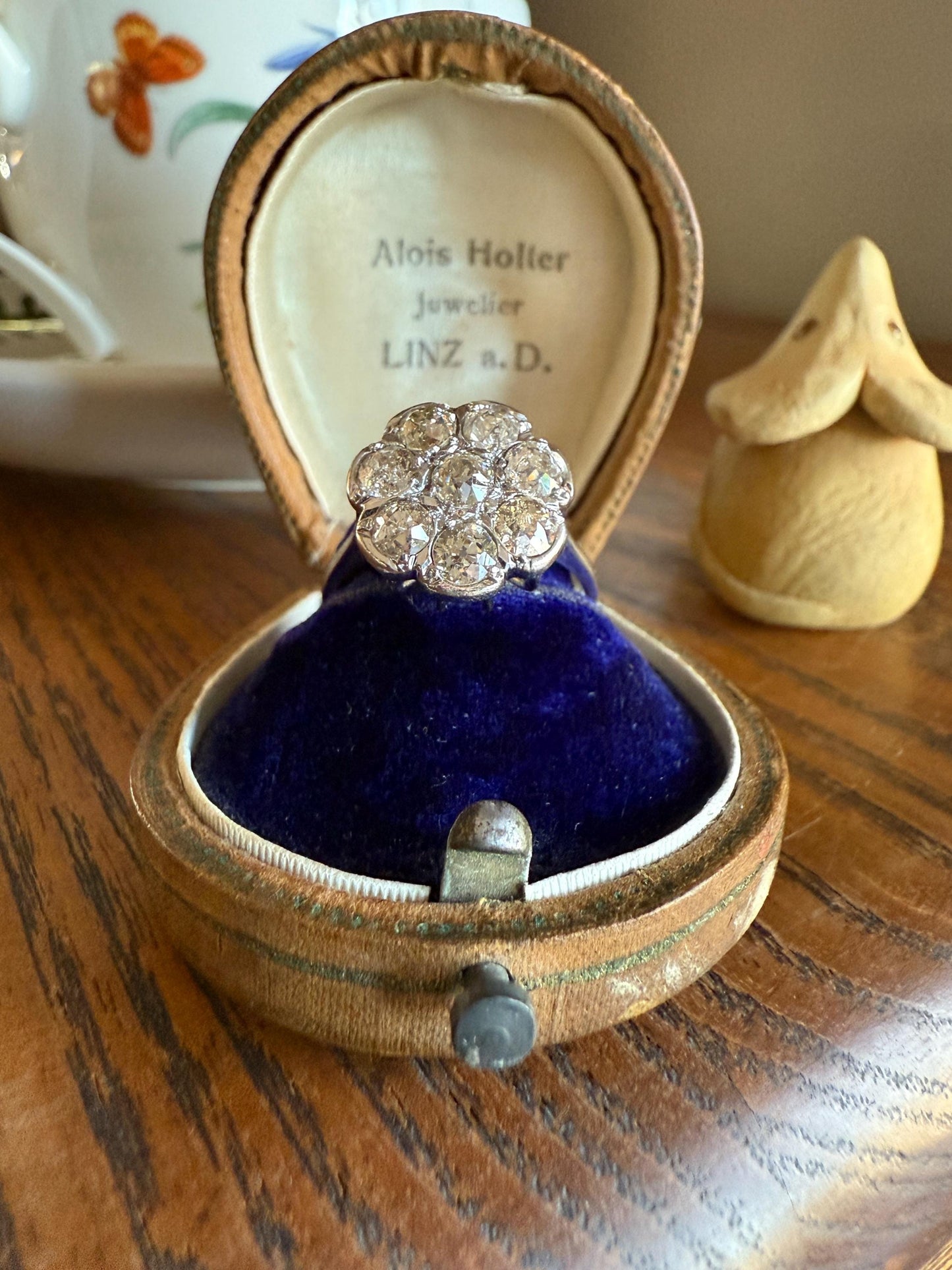 Warm Antique 1 3/4 Carat Old Mine Cut DIAMOND Daisy Flower Cluster 18k White Gold French Art Deco Tall Domed Basket Setting Stacker 1.75Ctw