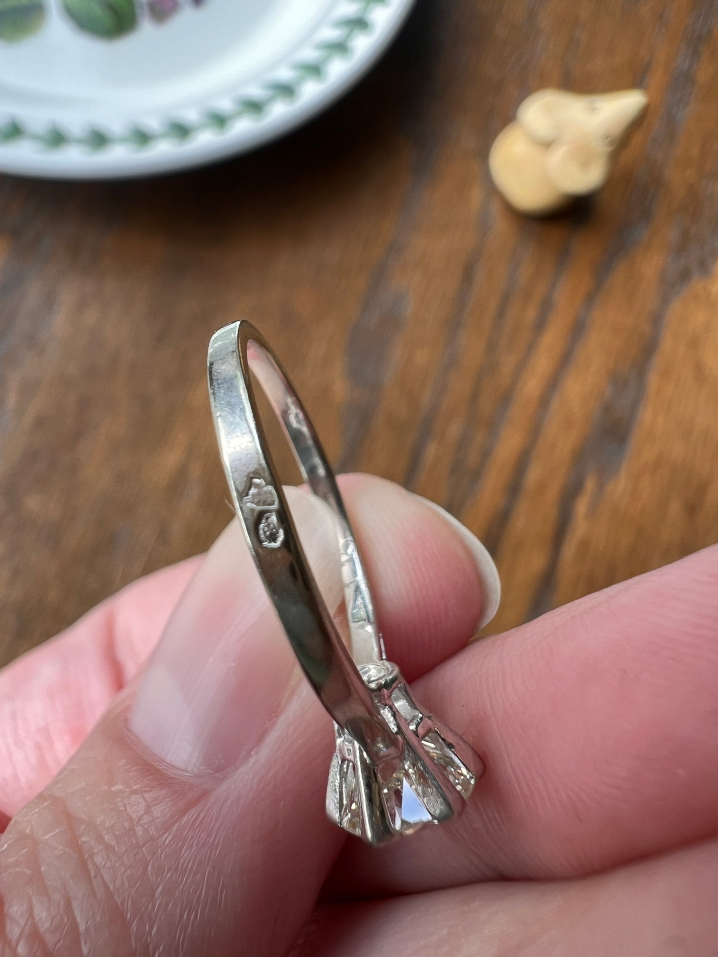Antique 1 CARAT Old Mine Cut DIAMOND Solitaire Engagement Ring 18k White Gold PLATINUM French Art Deco Warm Very Pale Yellow Tall