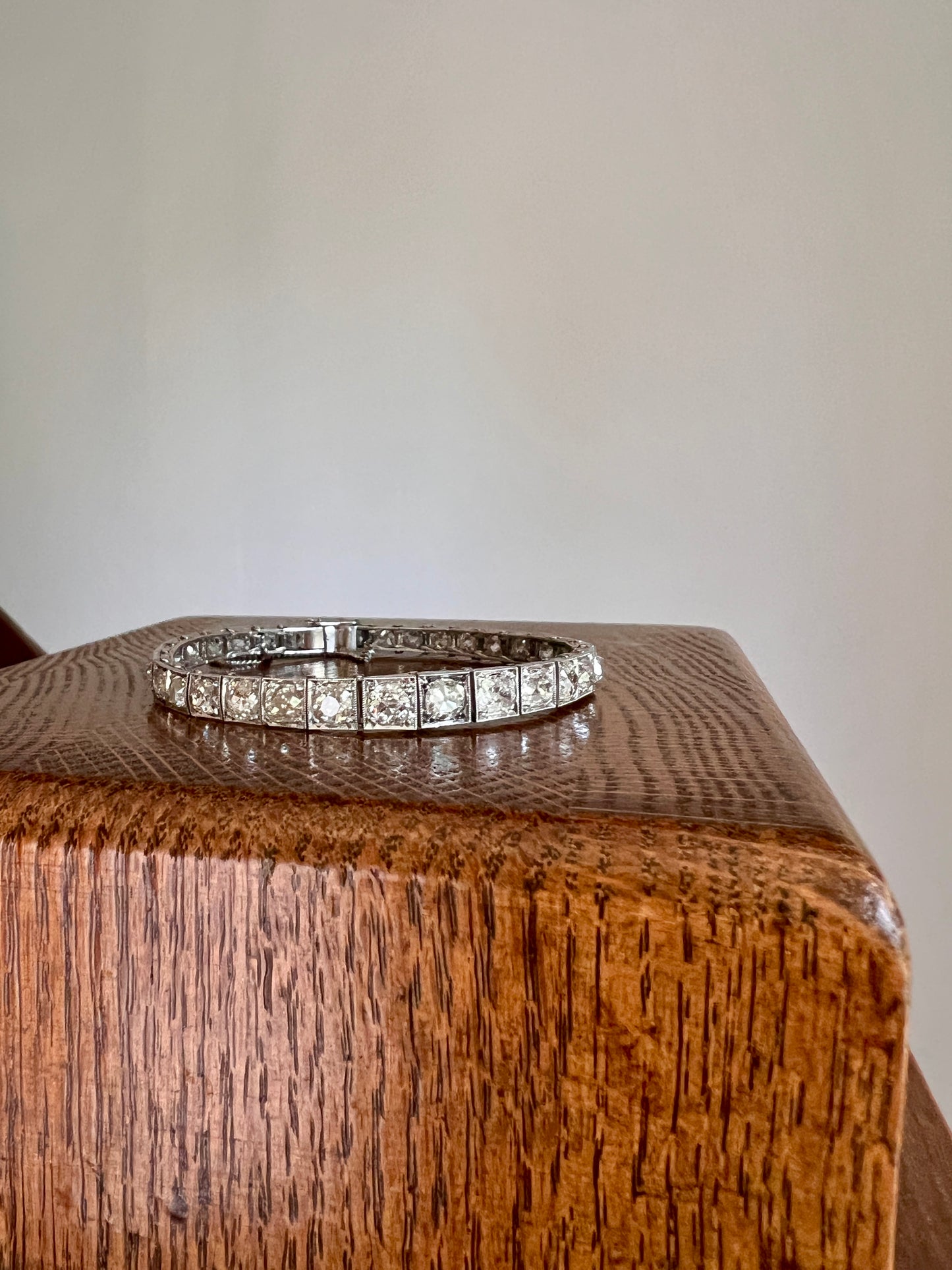 Antique 8 CARATS 32 Old Mine Cut DIAMOND Tennis Line Bracelet PLATINUM French Edwardian