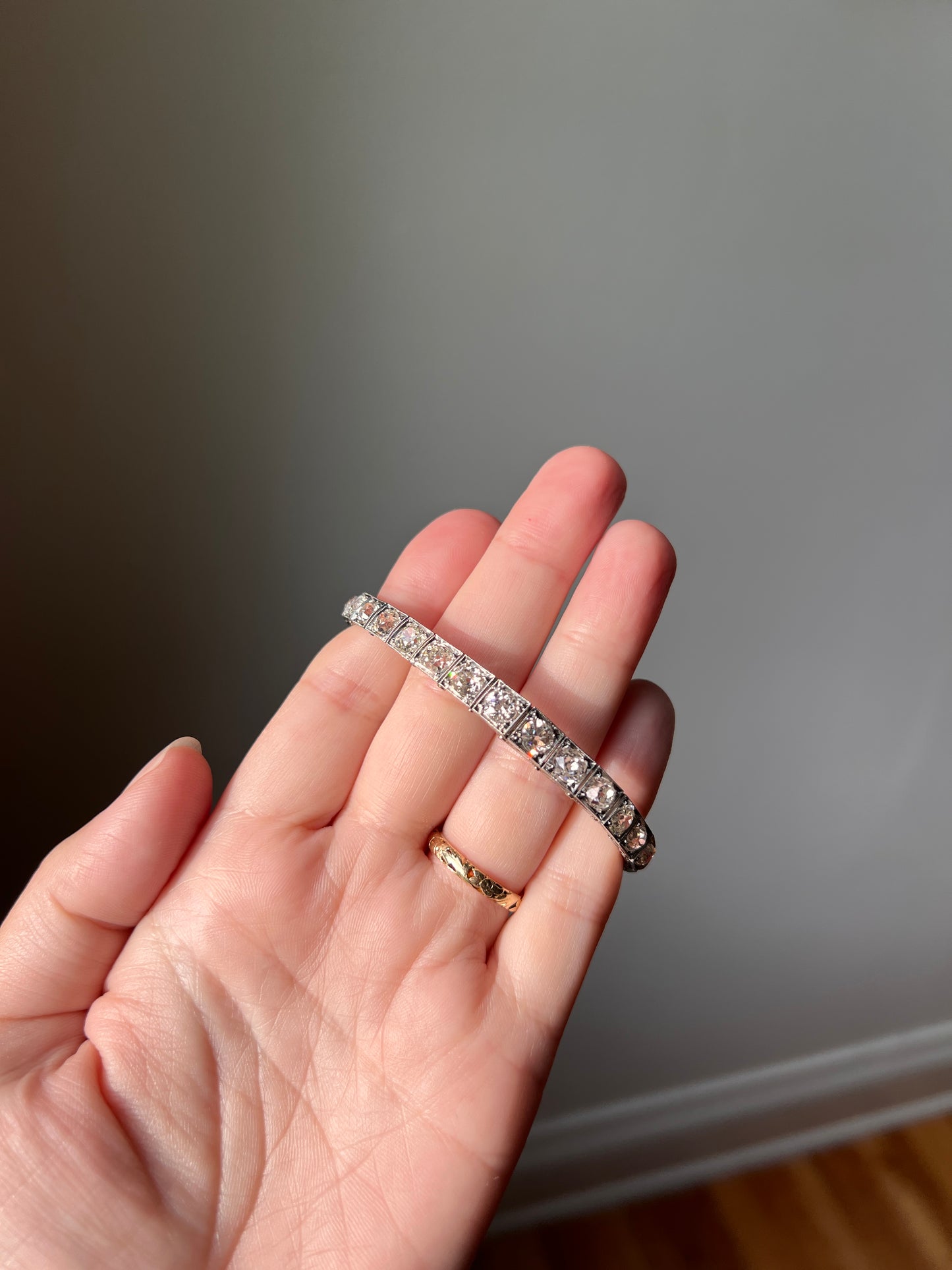 Antique 8 CARATS 32 Old Mine Cut DIAMOND Tennis Line Bracelet PLATINUM French Edwardian