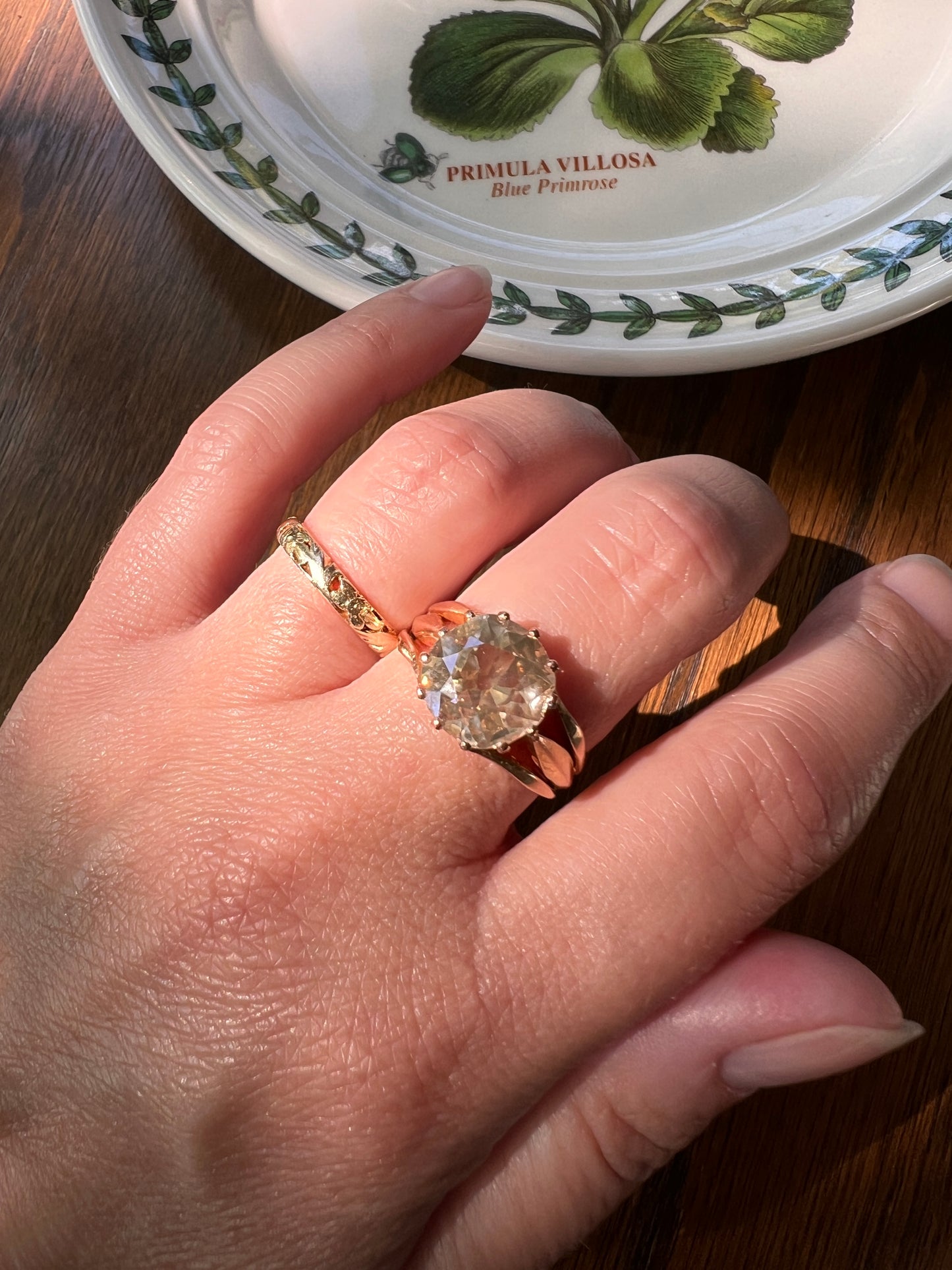 ANTIQUE Large 2.5 Carat Old European Cut DIAMOND Solitaire Ring Warm Pale Yellow Light Brown 18k Rose Gold c1900