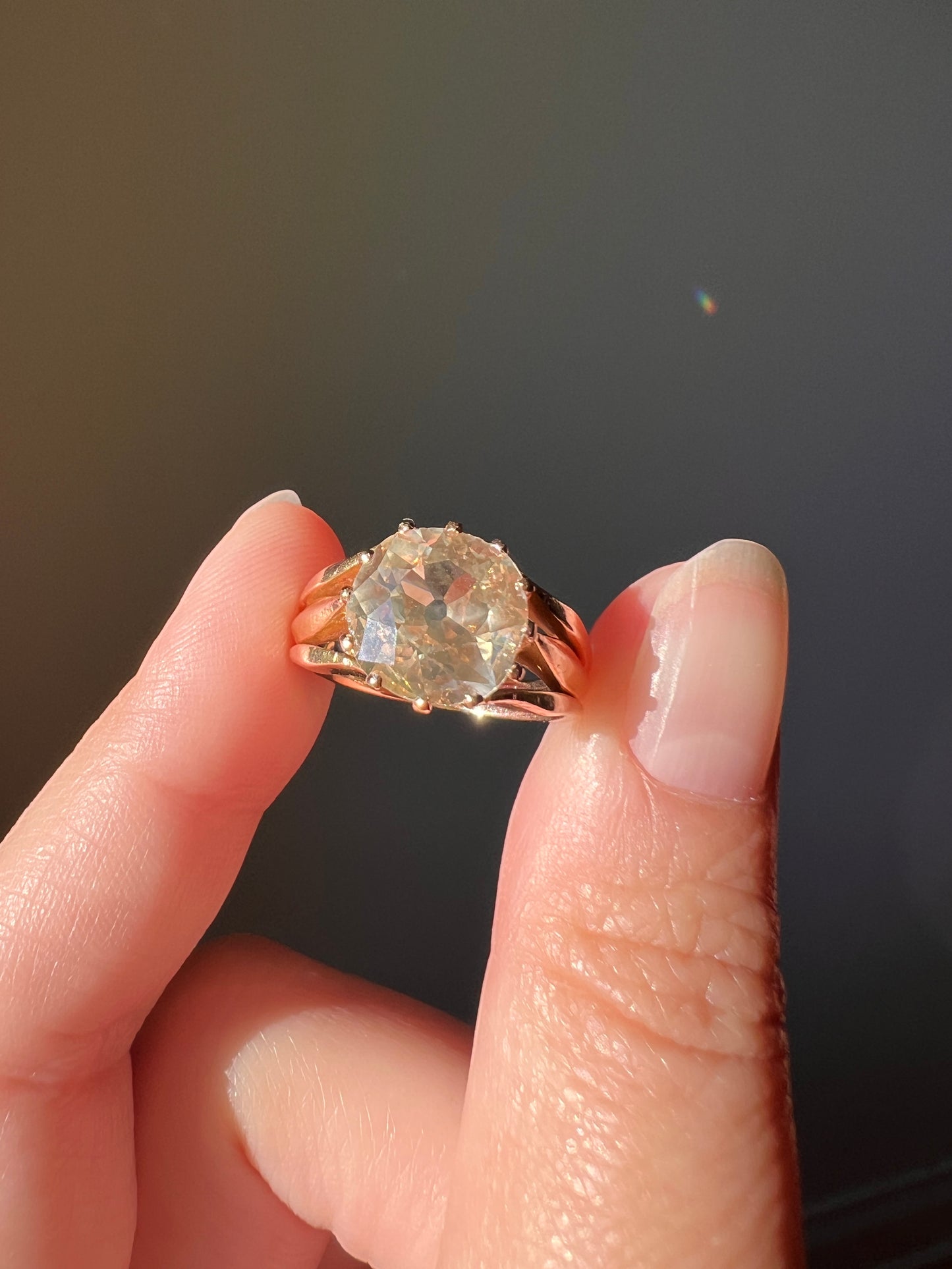 ANTIQUE Large 2.5 Carat Old European Cut DIAMOND Solitaire Ring Warm Pale Yellow Light Brown 18k Rose Gold c1900