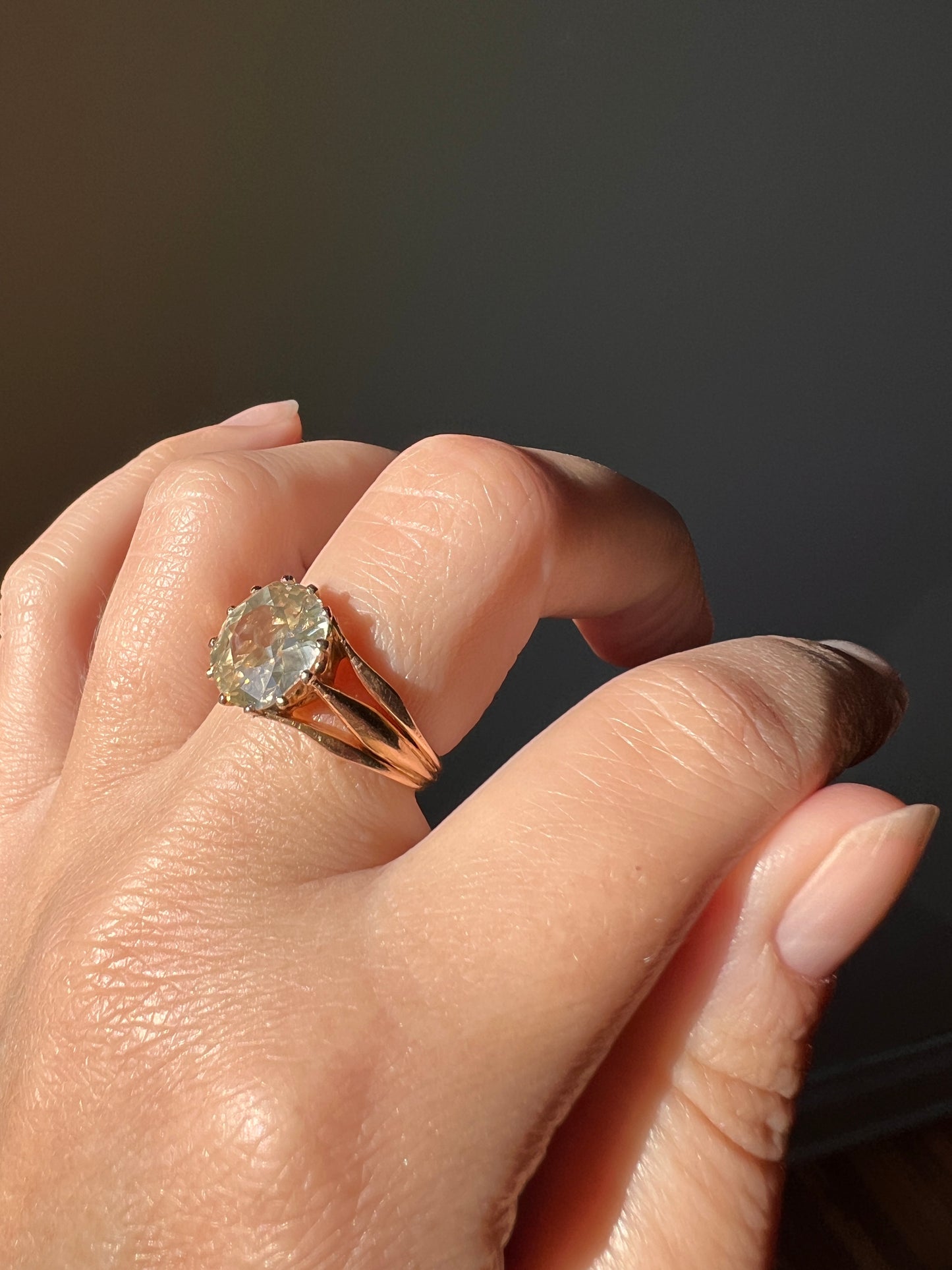 ANTIQUE Large 2.5 Carat Old European Cut DIAMOND Solitaire Ring Warm Pale Yellow Light Brown 18k Rose Gold c1900