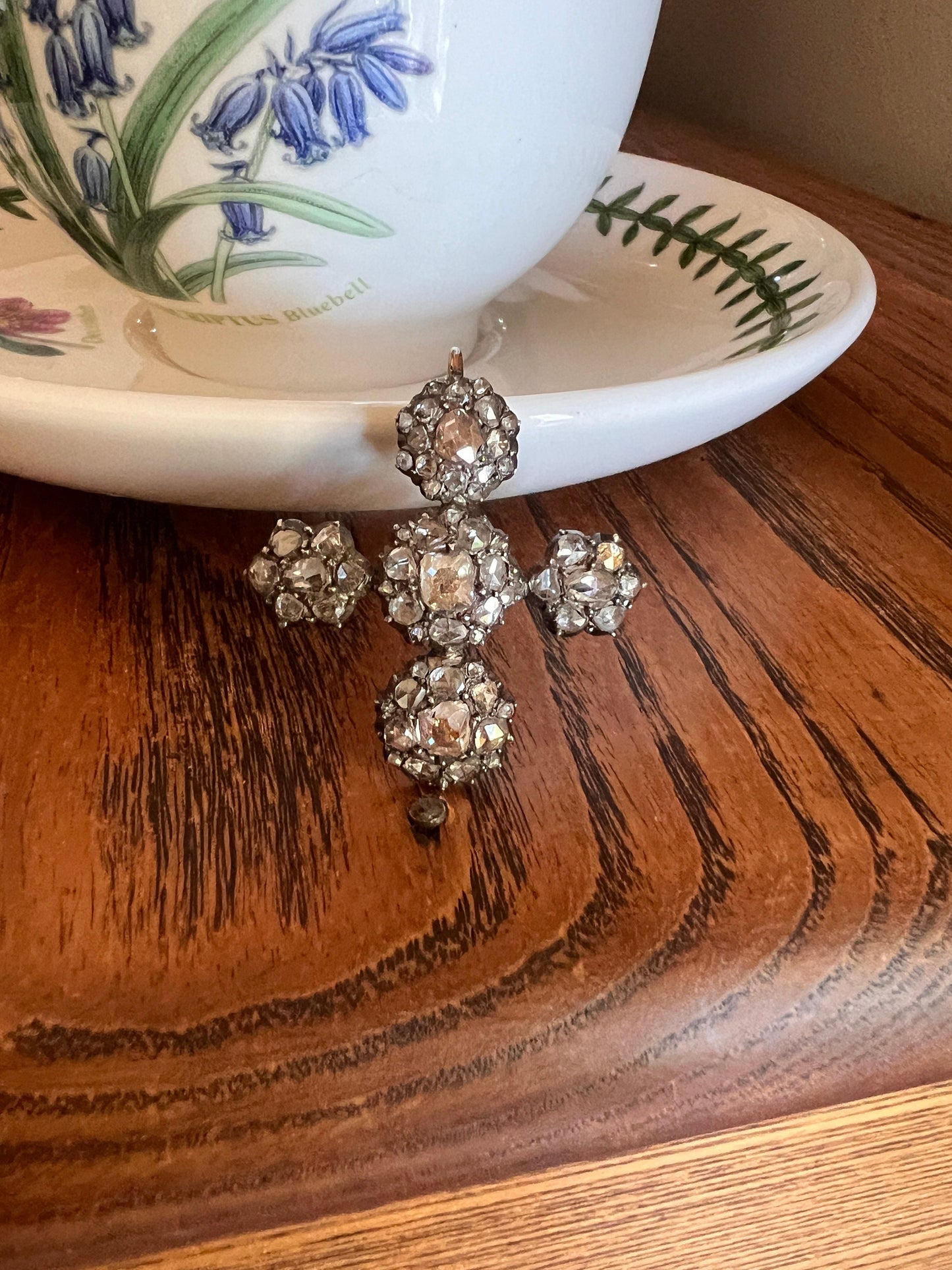 CRUCIFORM French Antique 3.5 Carats 61 Rose & Old Mine Cut DIAMOND PENDANT 18k Gold Silver Cross Sparkle Peach Foil Clusters Georgian 3 1/2