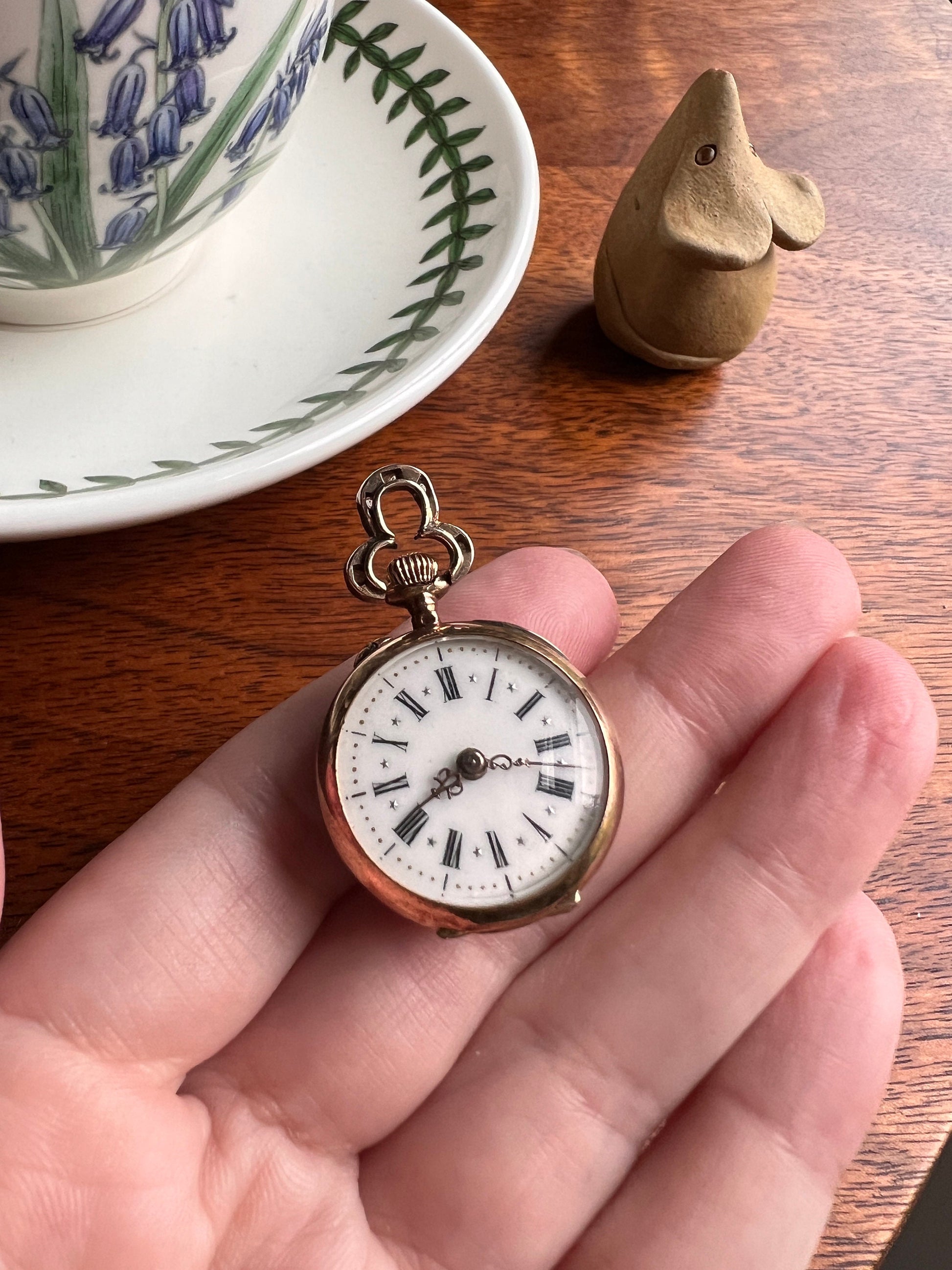 Chunky 25 Natural EMERALD 21 Rose Cut DIAMONDS French Antique 18k Gold Chatelaine Pocket Watch Case Pendant Chatelaine Belle Epoque Locket