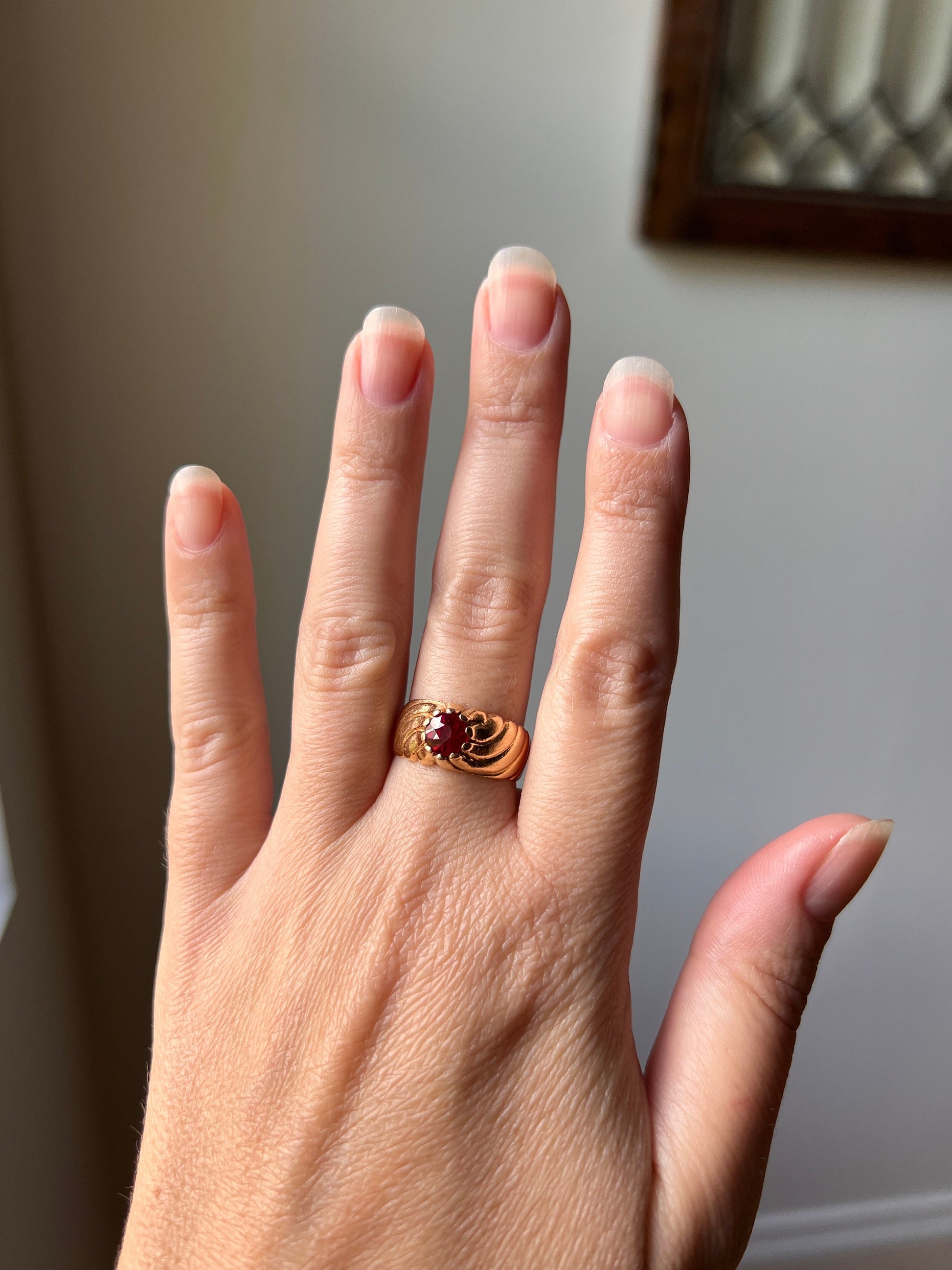 GADROON French Antique Pink Ruby Wide Band Ring 6.9g 18k Rose Gold Romantic Gift Glowing Ribbed Stacker Swirl Belle Epoque Victorian Chunky