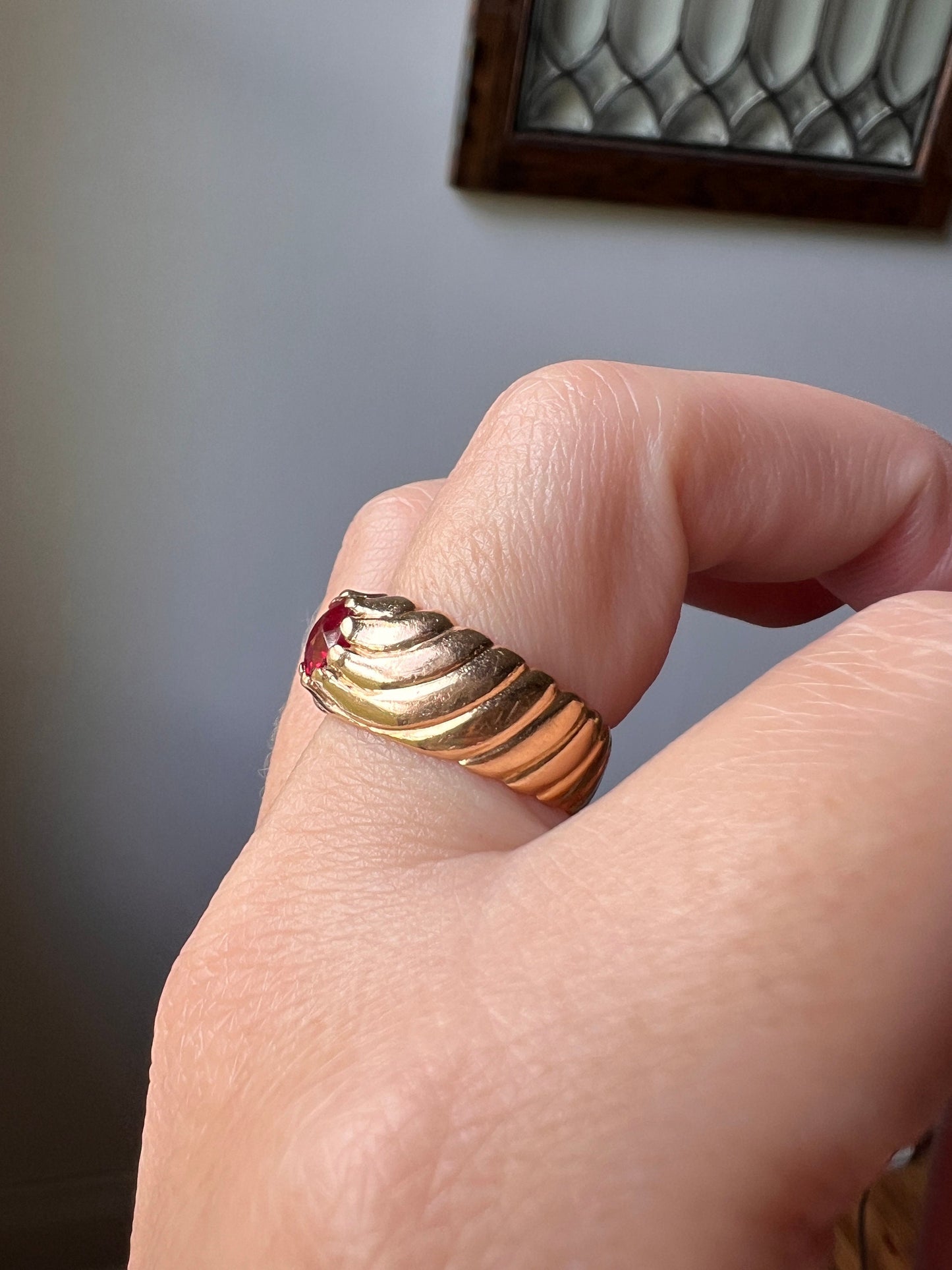 GADROON French Antique Pink Ruby Wide Band Ring 6.9g 18k Rose Gold Romantic Gift Glowing Ribbed Stacker Swirl Belle Epoque Victorian Chunky