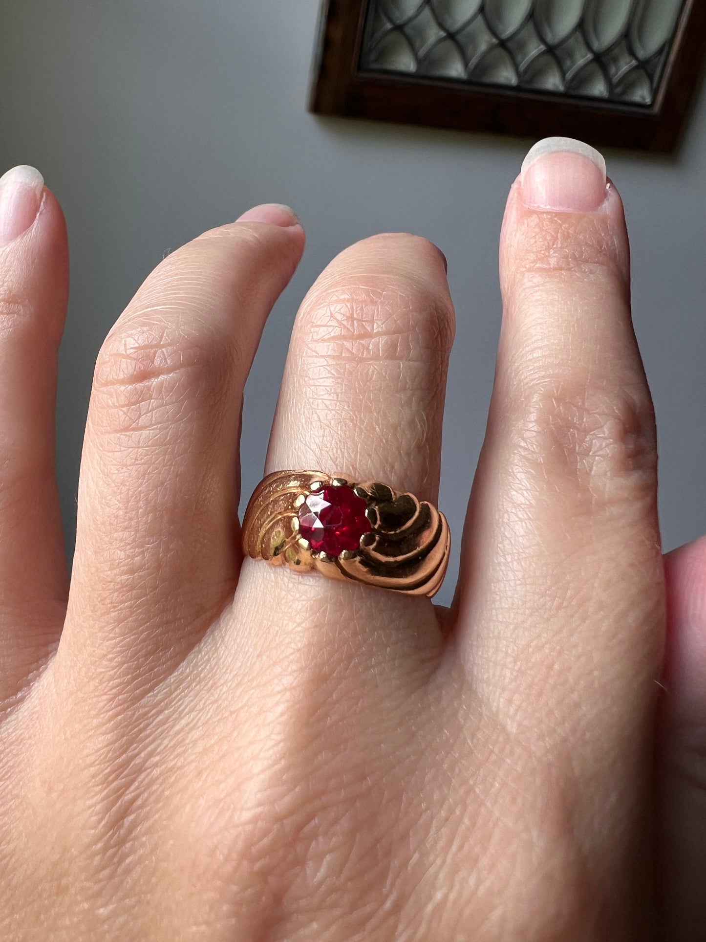 GADROON French Antique Pink Ruby Wide Band Ring 6.9g 18k Rose Gold Romantic Gift Glowing Ribbed Stacker Swirl Belle Epoque Victorian Chunky