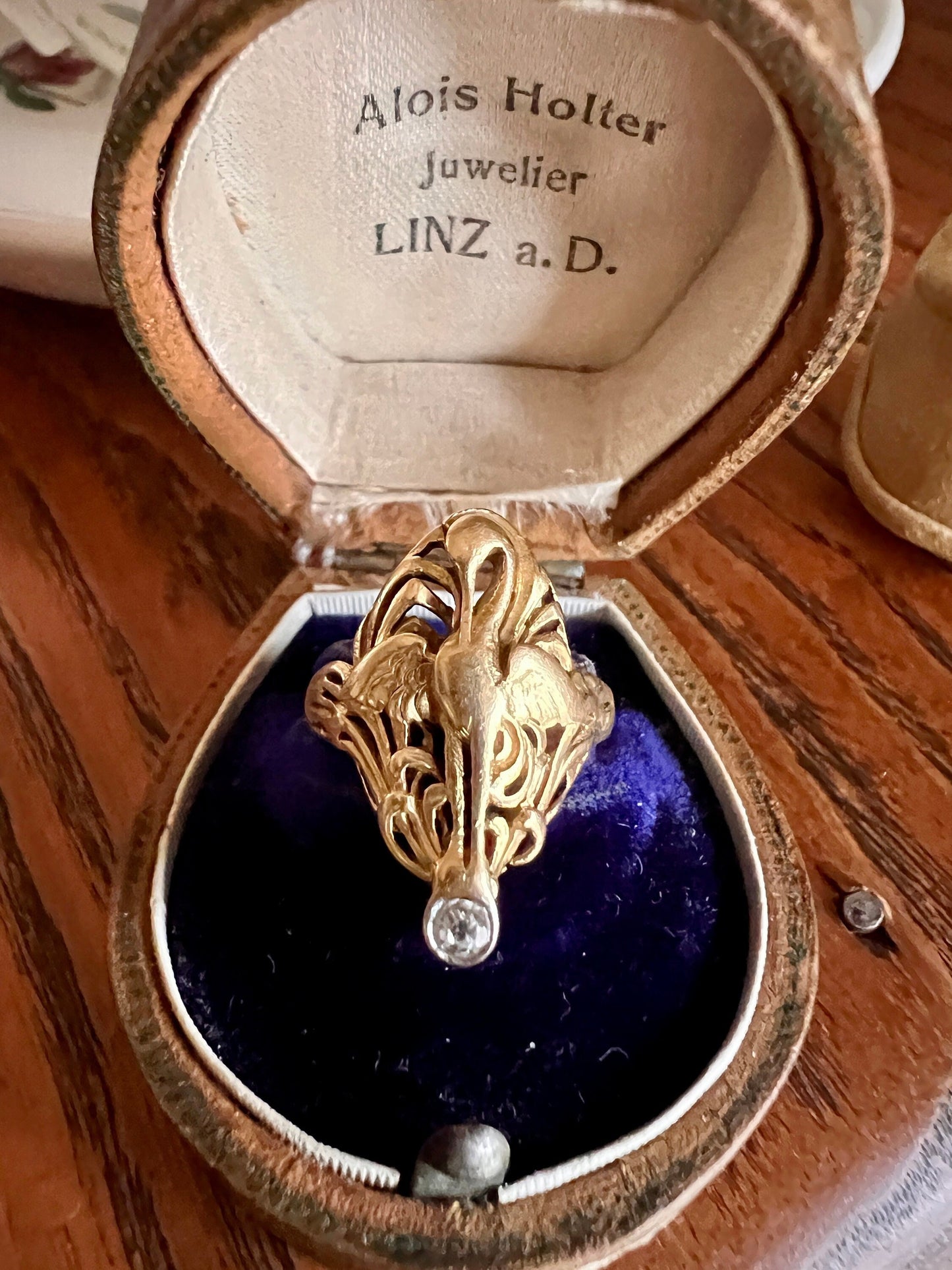 SWAN French ANTIQUE Special Art Nouveau Old Mine Cut DIAMOND 18k Gold Platinum Ring Loyalty Strength Figural Animal Romantic Gift Lifelike