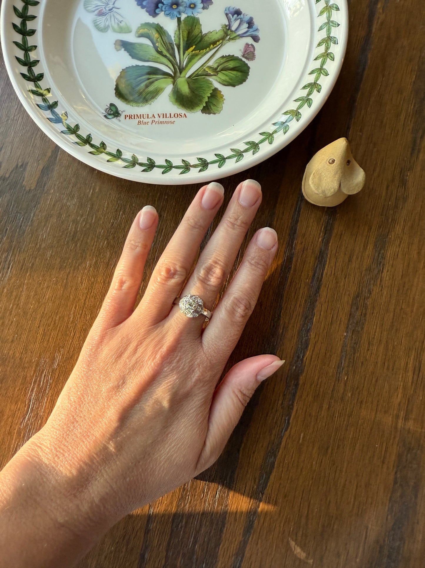Vintage 1 Carat Tdw Antique Old European Cut Diamonds 18k White Gold Ring Scandinavian Domed Ornate Cluster Ring Art Deco Edwardian Style