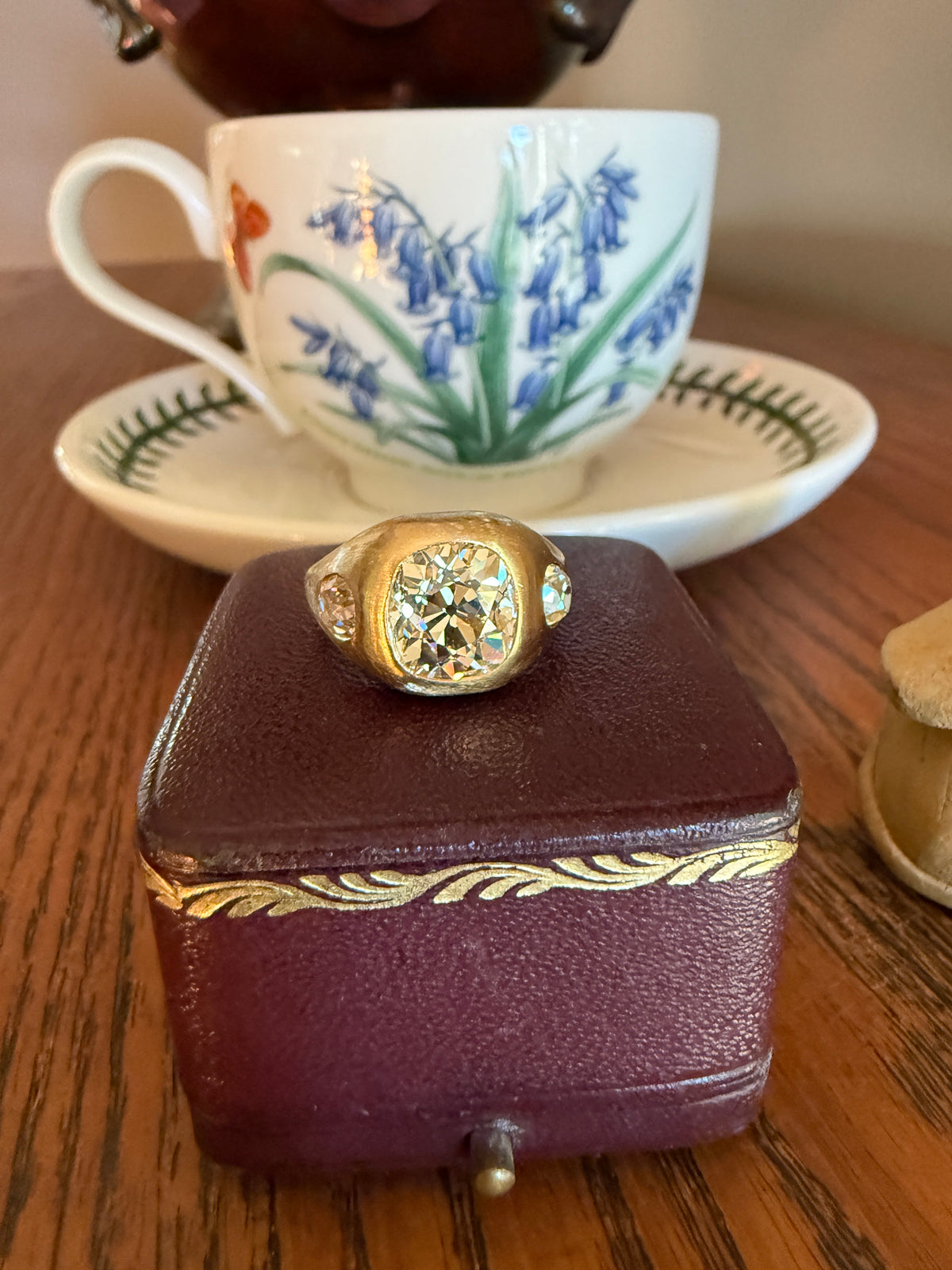 HEAVY 5.2 Carats Eye Clean Natural Antique Old Mine Cut Diamond Three Stone Gypsy Ring 14.5g 18k Gold Matte Band Stacker Man Unisex Chunky