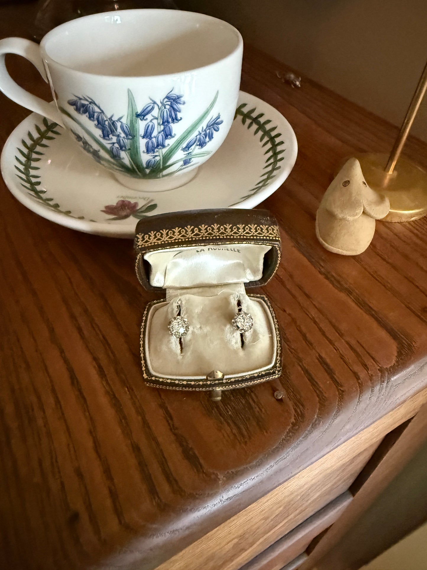 Antique 1 Carat Tdw Old Mine Cut DIAMOND Buttercup Prong Stud Earrings French 18k Gold Victorian Belle Epoque 1Ct OMC