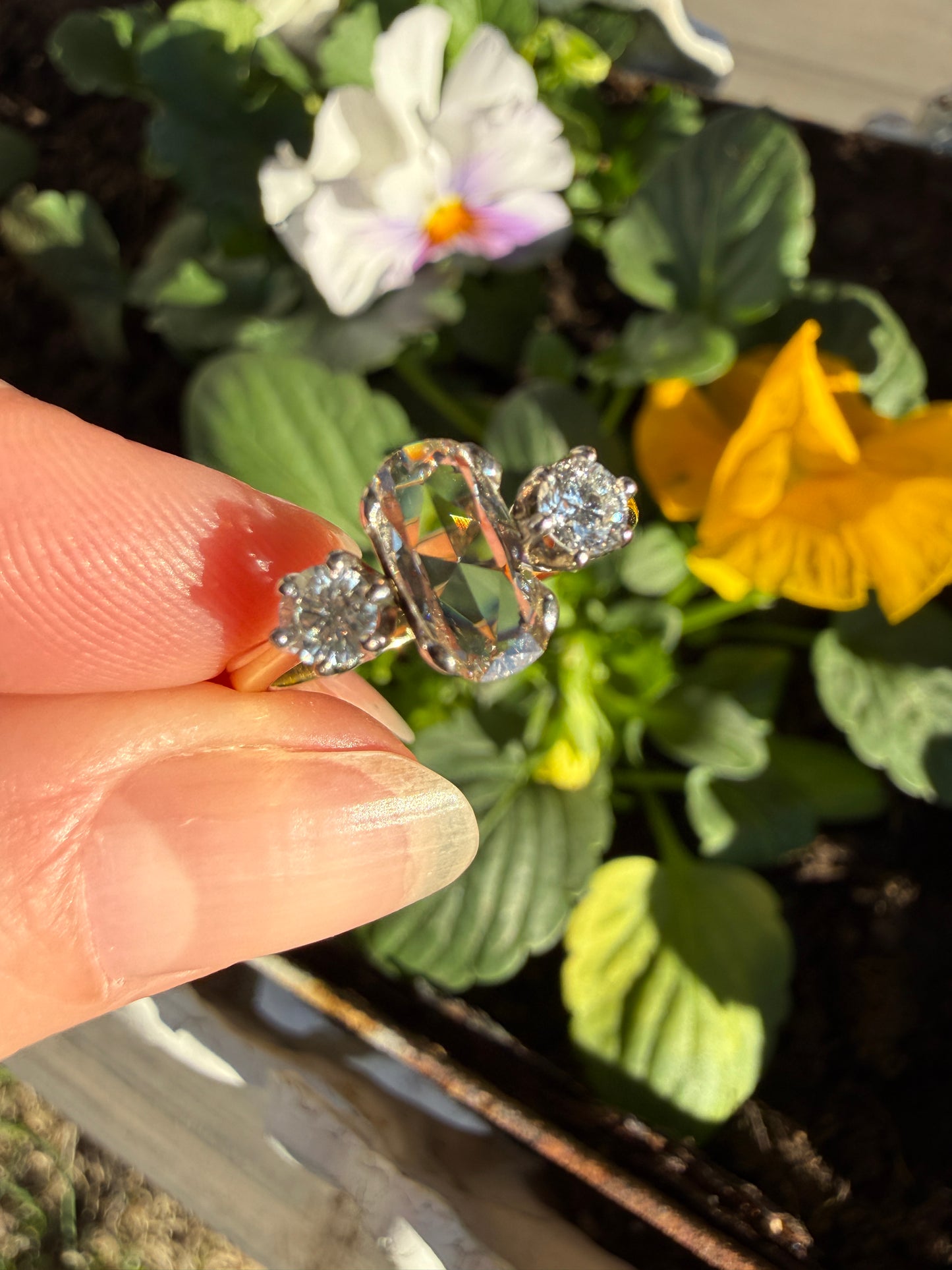 Unique Vintage Elongated Natural VS1 Portrait Rose Cut Three Stone DIAMOND Ring 18k Gold Solid Cushion Oval Stacker Band