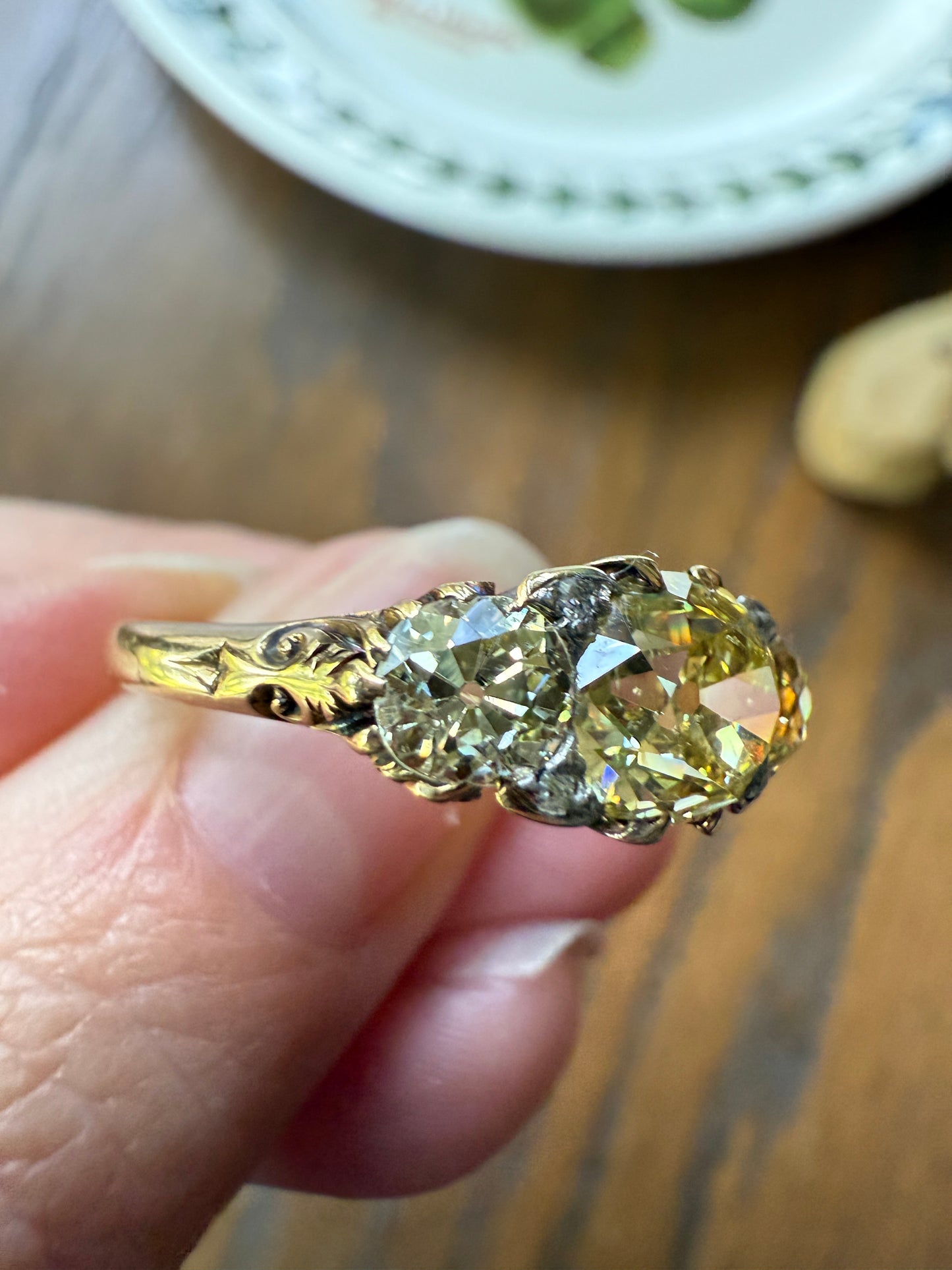 SPECIAL 3.1 Carat Antique FANCY YELLOW Old Mine Cut Diamond Three Stone Canary Ring Gemset Prong Spacers 18k Gold Rare Chunky Band