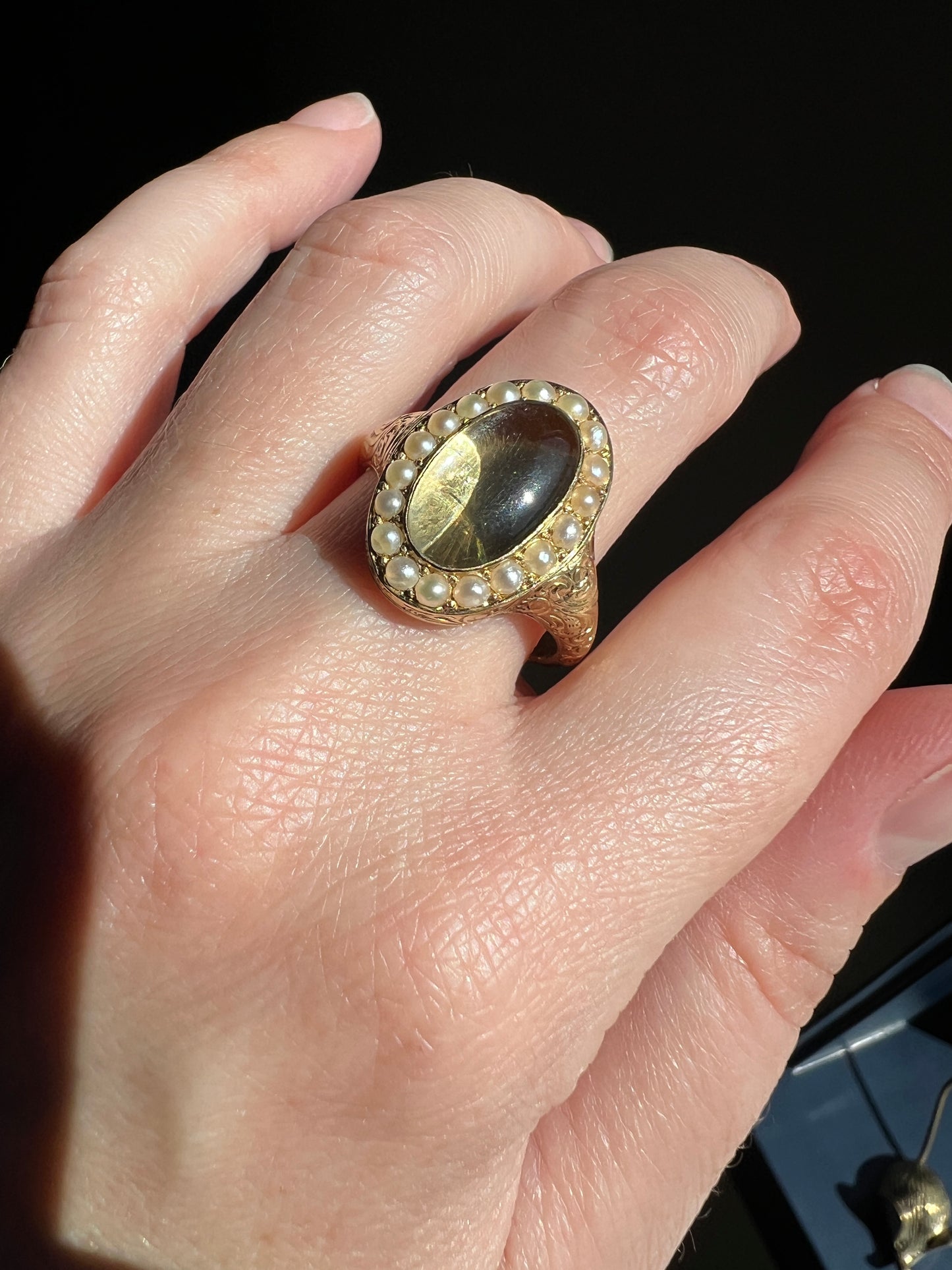 LOCKET Back Ring 18k Gold PEARL Halo Magnifying Lens Ornate 3D Hand Engraved OPENS Hinged Compartment Band Love Token Scrolled