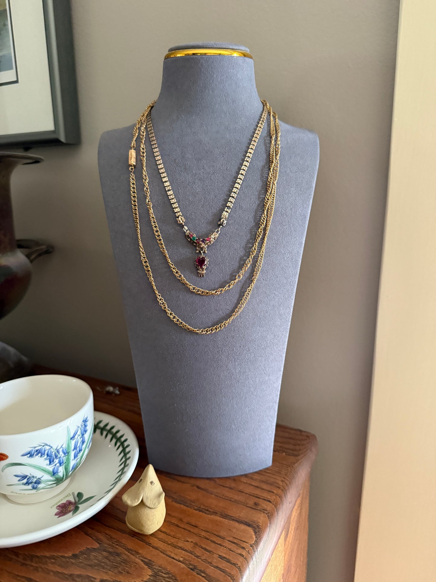 Victorian ANTIQUE 43" Long HEAVY French Hand Made 25g 18k Gold Circle Link Chain Enamel Floral Barrel Clasp Circle Links