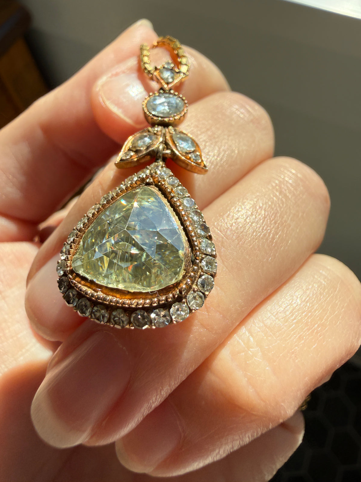 PEAR Triangular Antique XL Natural 3.5 Carats Old Dutch Rose Cut DIAMOND Pendant 14k Gold 5.4 Carats Face Up Retro Vintage 18k Venetian Chain