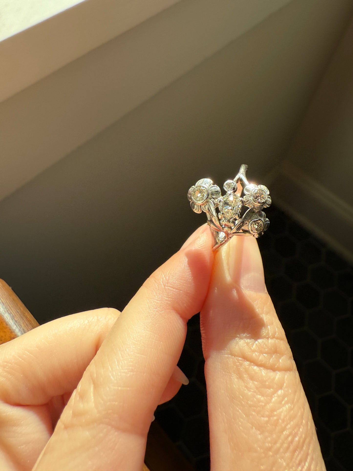 DRAGONFLY Special Dated 1922 Antique Ring 0.7 Carat Old Mine Cut DIAMONDS 18k White Gold Figural Flower Bouquet French Art Deco