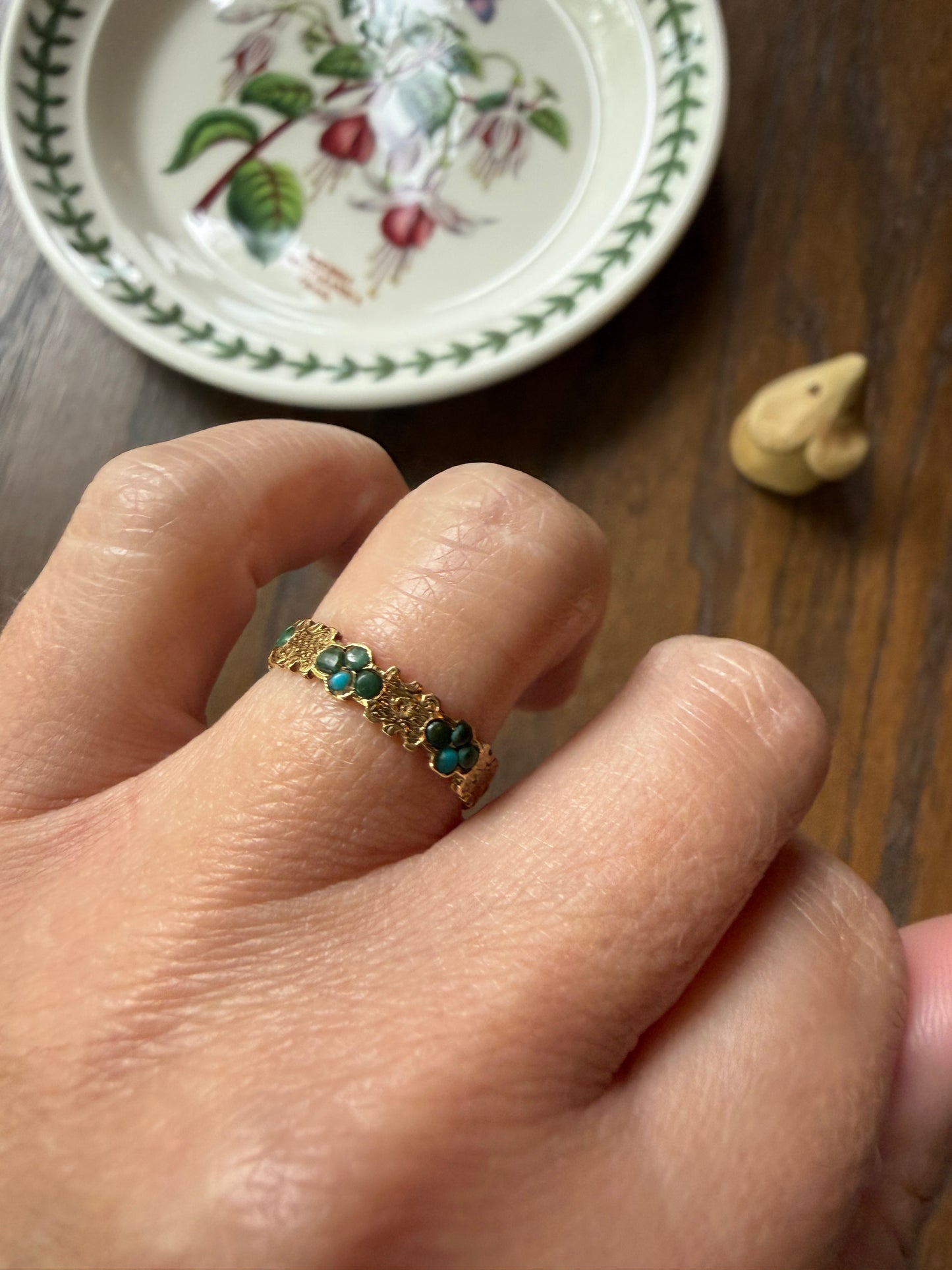 Victorian TURQUOISE Floral Shield Engraved 18k Gold Solid Wedding Band Forget Me Not Orange Blossom Swirl Panels Blue Green