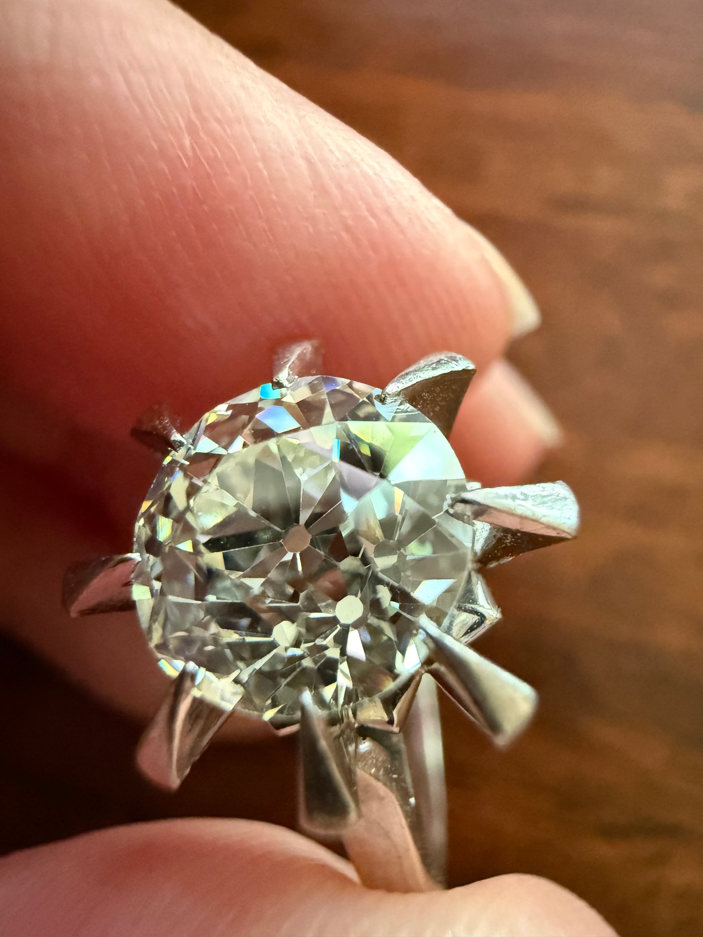 Unique Vintage 2.4 Carats Old Mine Cut DIAMOND Sunburst Ring Solitaire Engagement 18k White Gold & Platinum Architectural Claw Prongs ooak