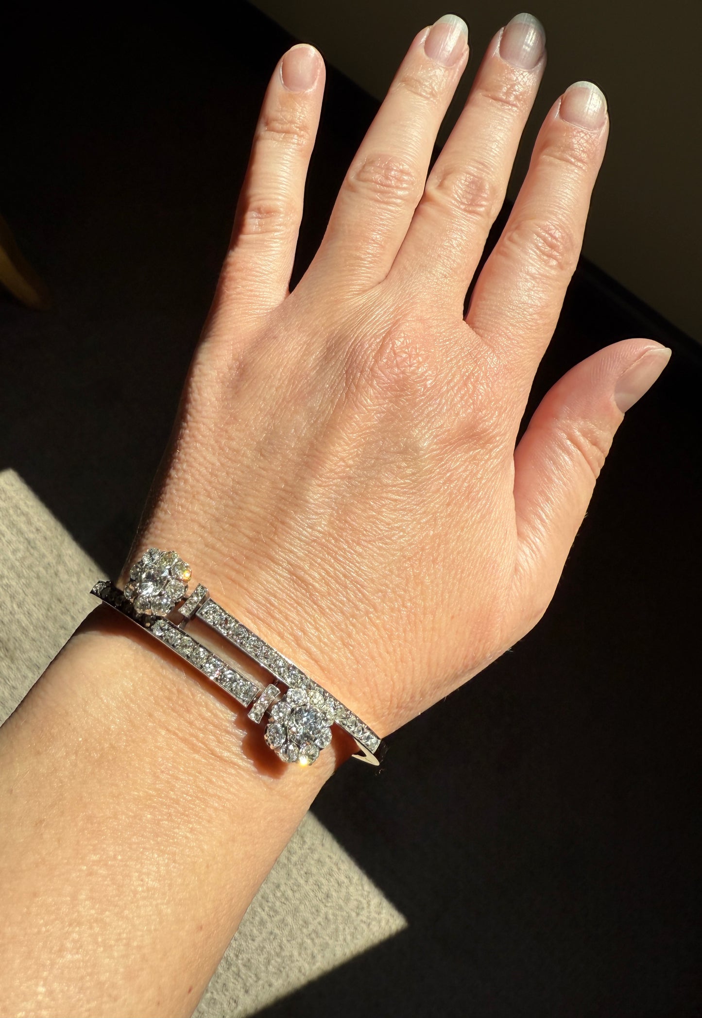 ANTIQUE 6 Carats Double Daisy CLUSTER 56 Old Mine & Rose Cut DIAMONDS French Hinged Bangle Bracelet 18k Gold Belle Epoque